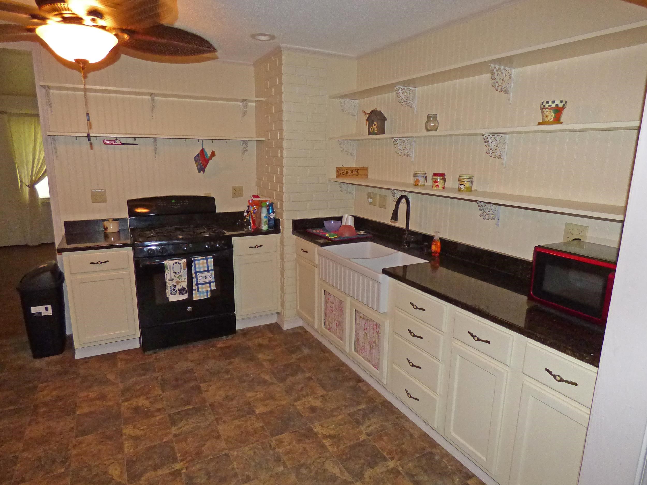 275 Okmulgee Drive Cherokee Village, AR 72529