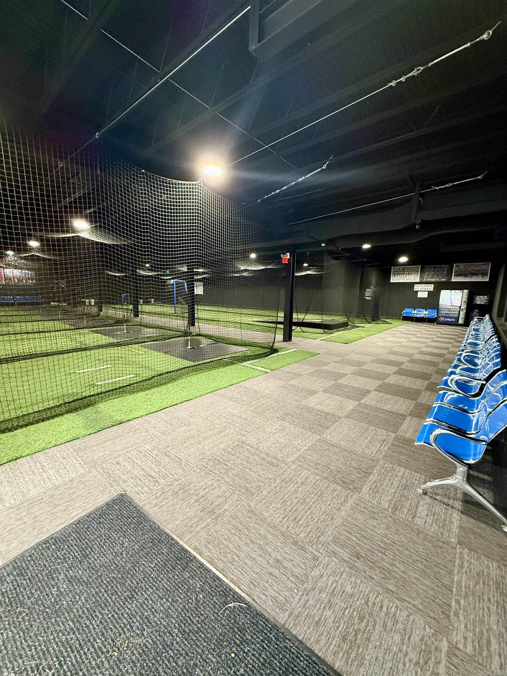 204 S Main  DeWitt, AR