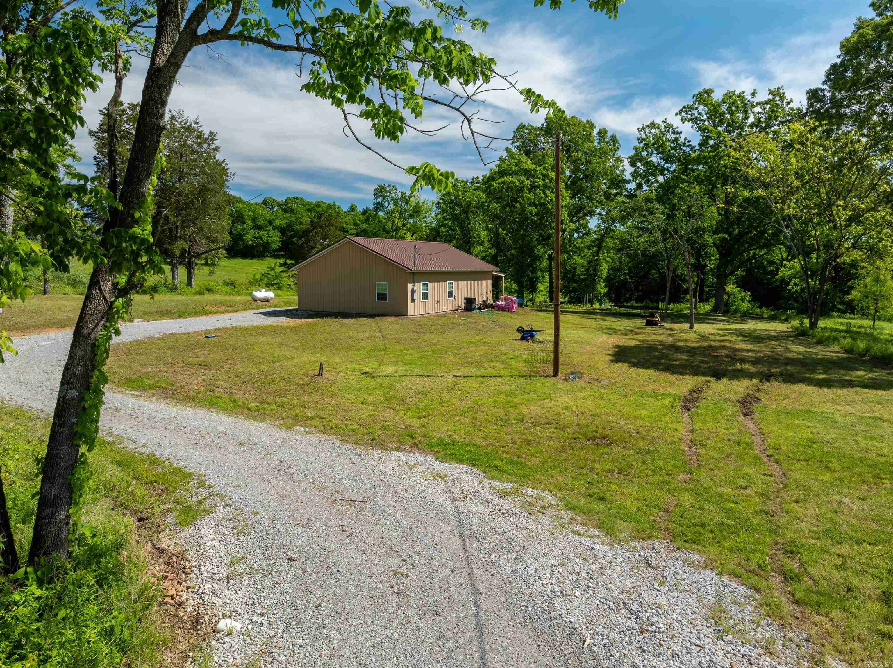 958 AR Hwy. 167  Cave City, AR