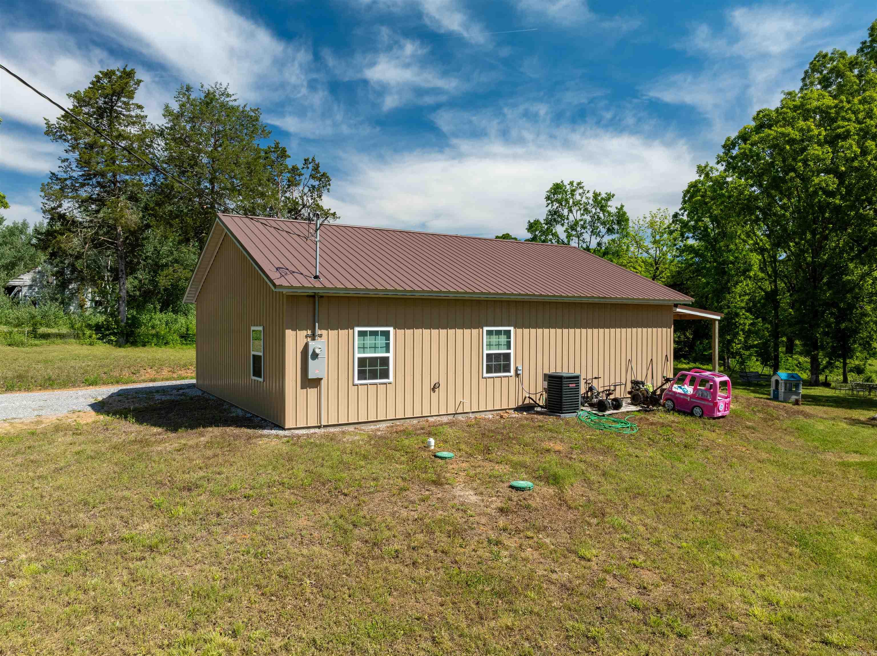 958 AR Hwy. 167  Cave City, AR