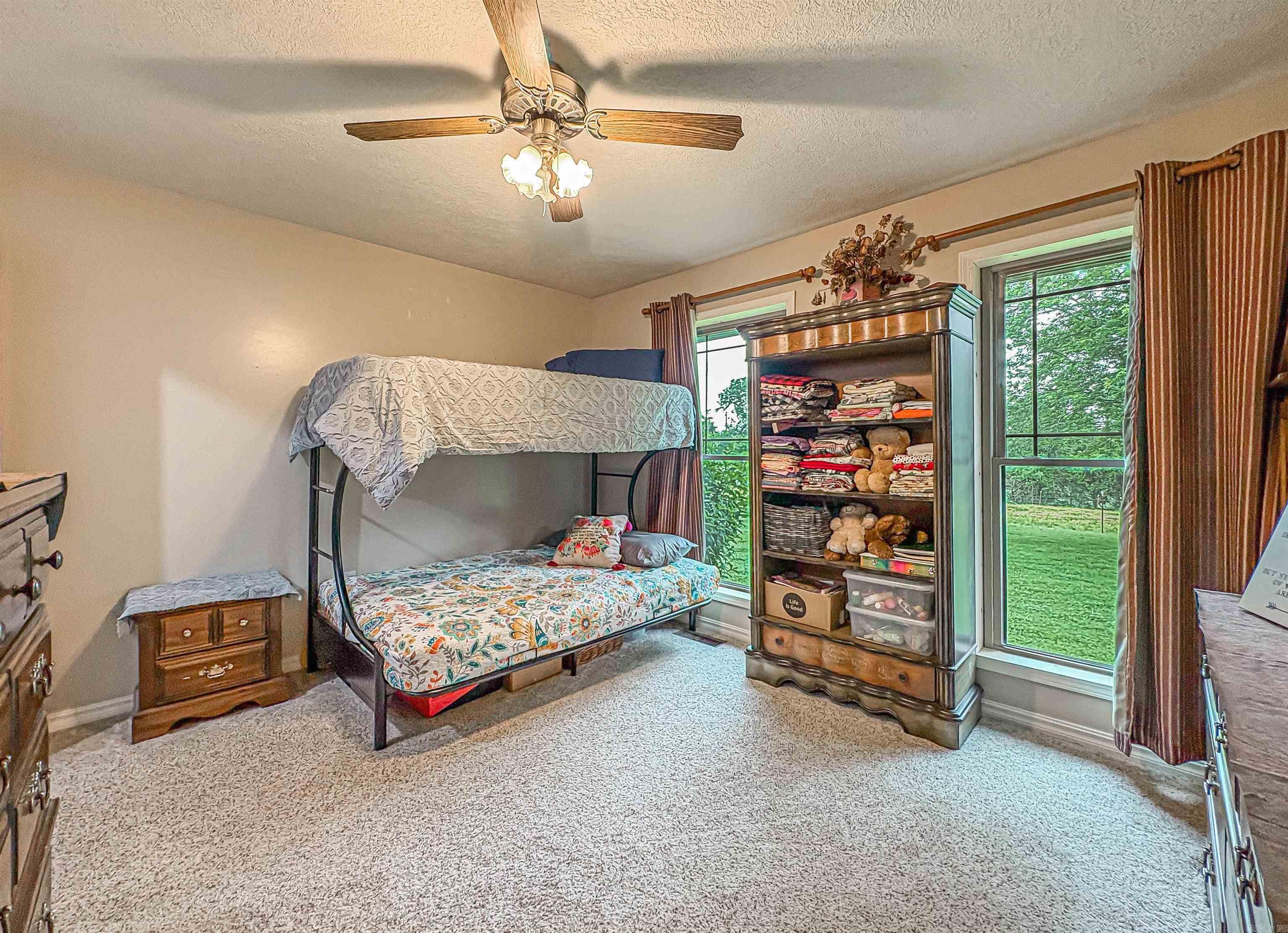 3811 MC 6014 Yellville, AR 72687