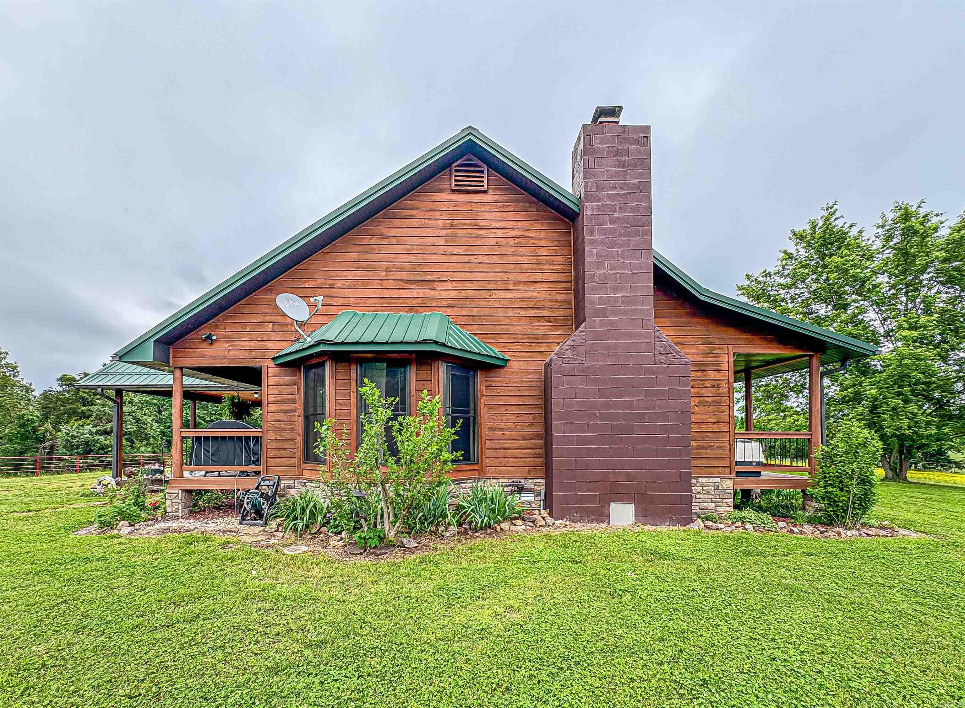 3811 MC 6014 Yellville, AR 72687