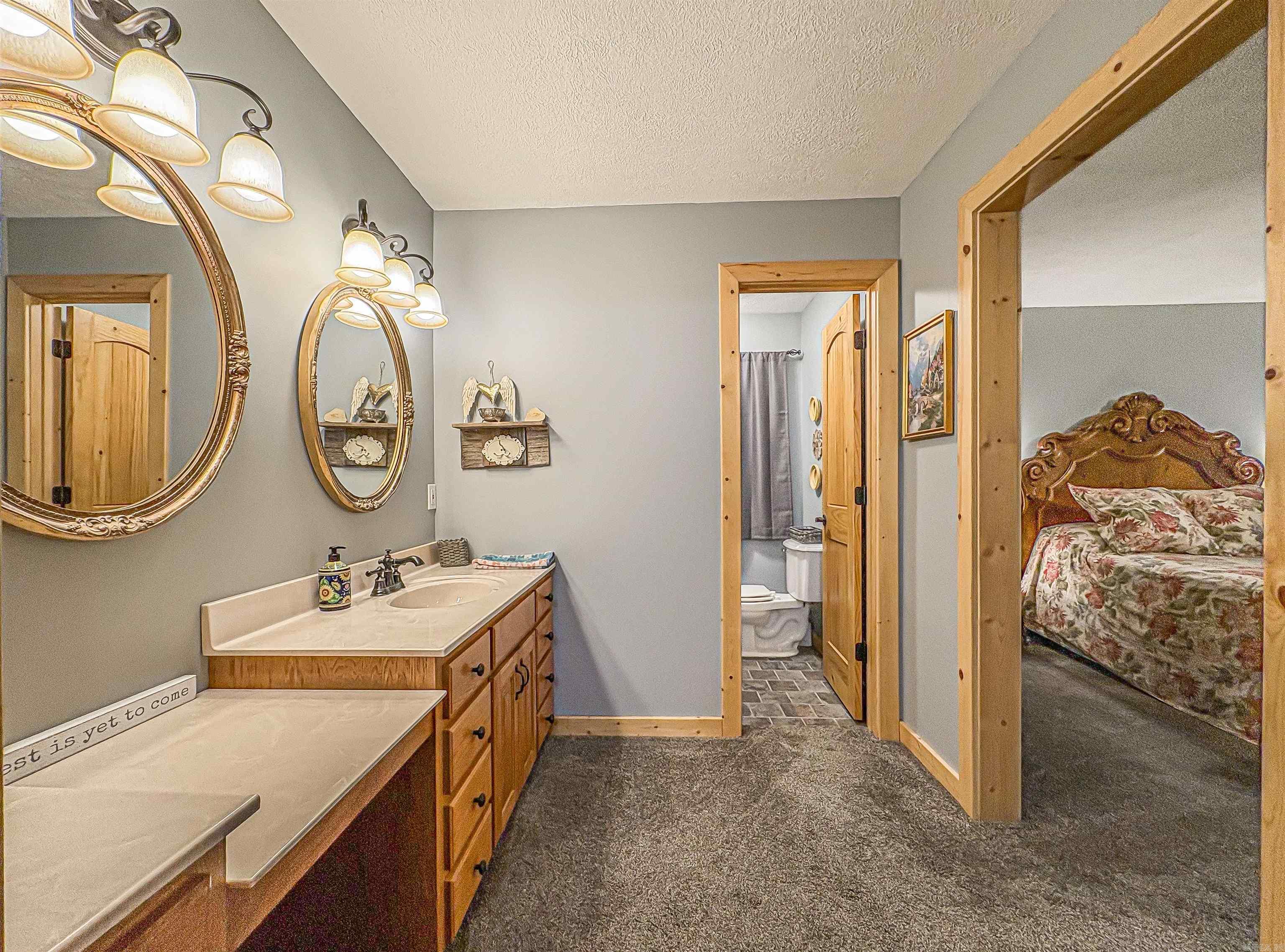 3811 MC 6014 Yellville, AR 72687