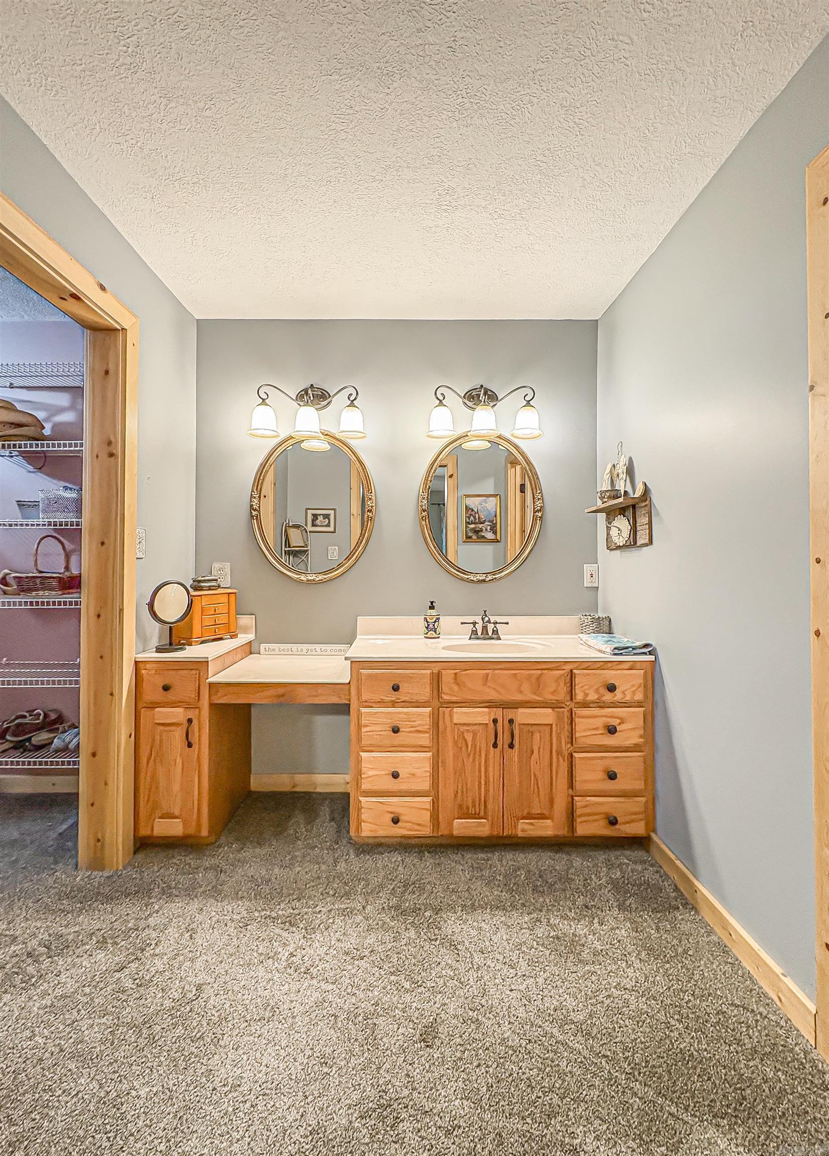 3811 MC 6014 Yellville, AR 72687