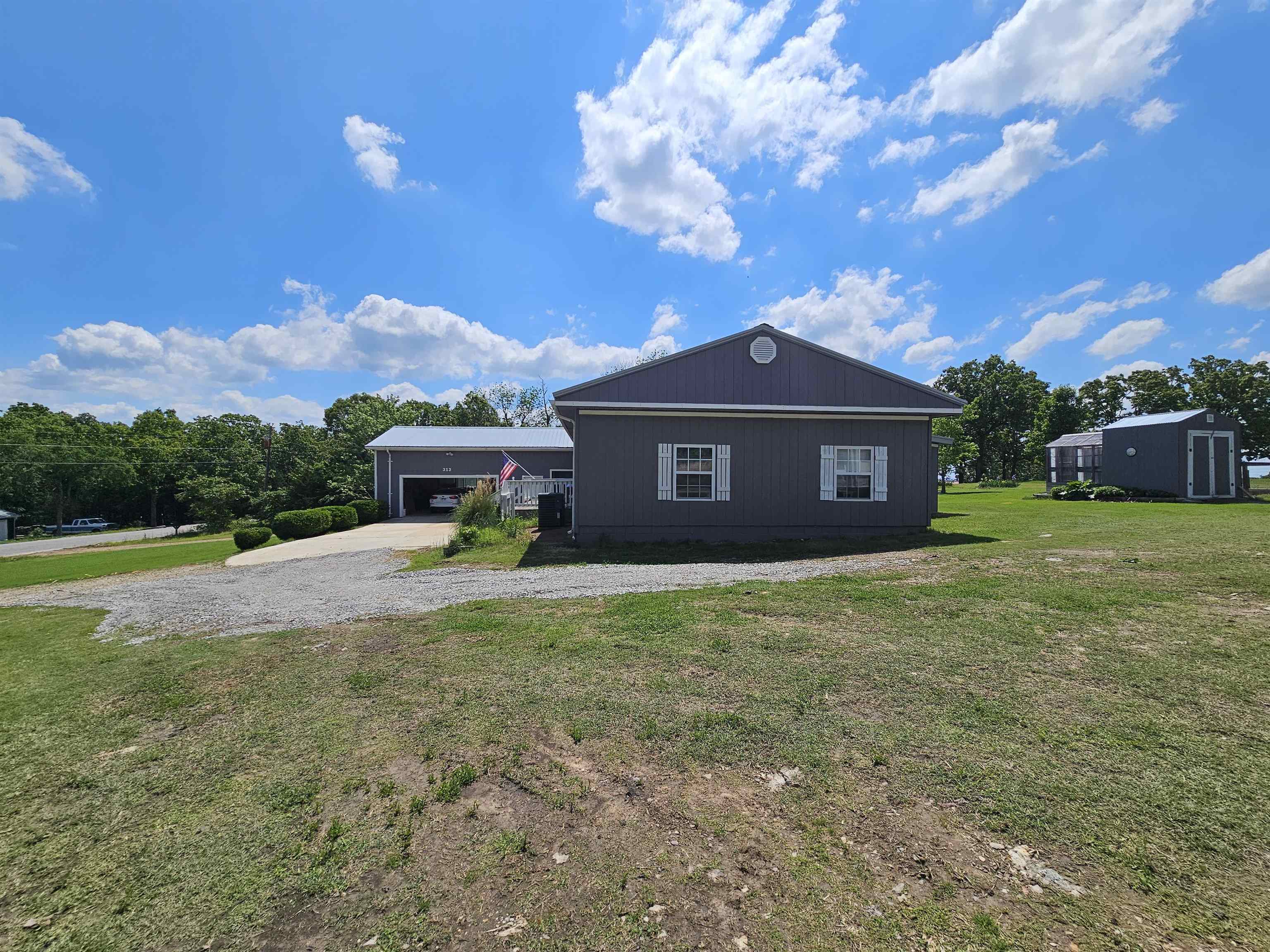 313 Fairway Drive Horseshoe Bend, AR 72512