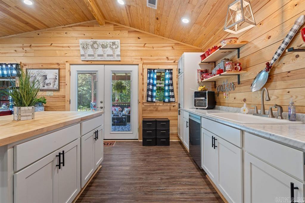 4915 Albert Pike Road Hot Springs, AR 71913