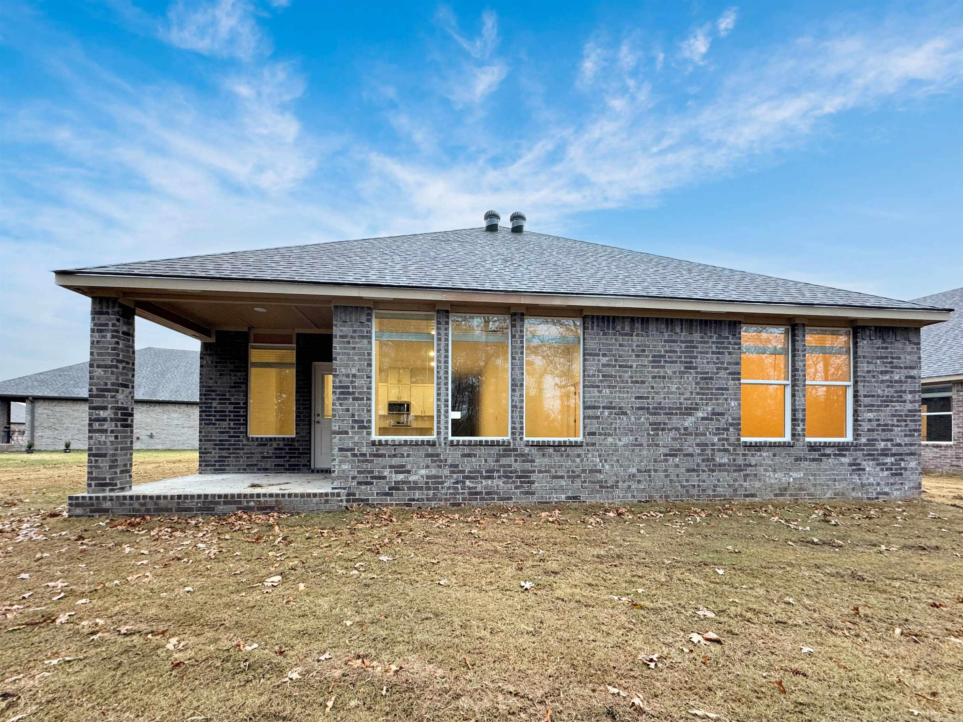 1513 Ridgefield Circle Searcy, AR 72143