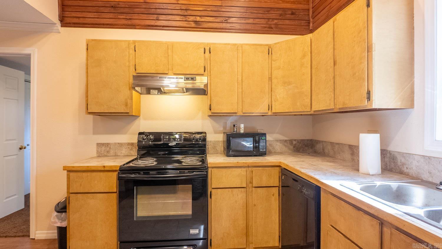 618 N 9th  Thayer, MO