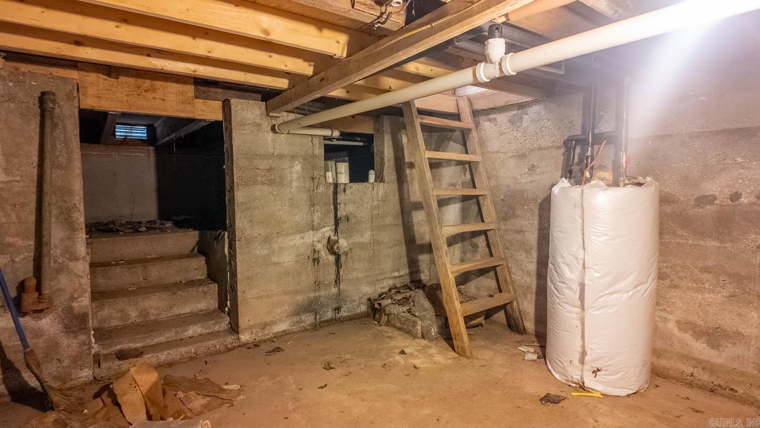 618 N 9th  Thayer, MO