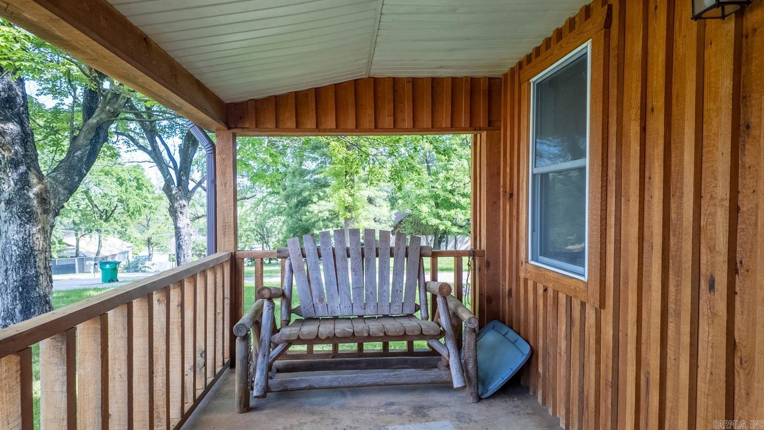 618 N 9th  Thayer, MO