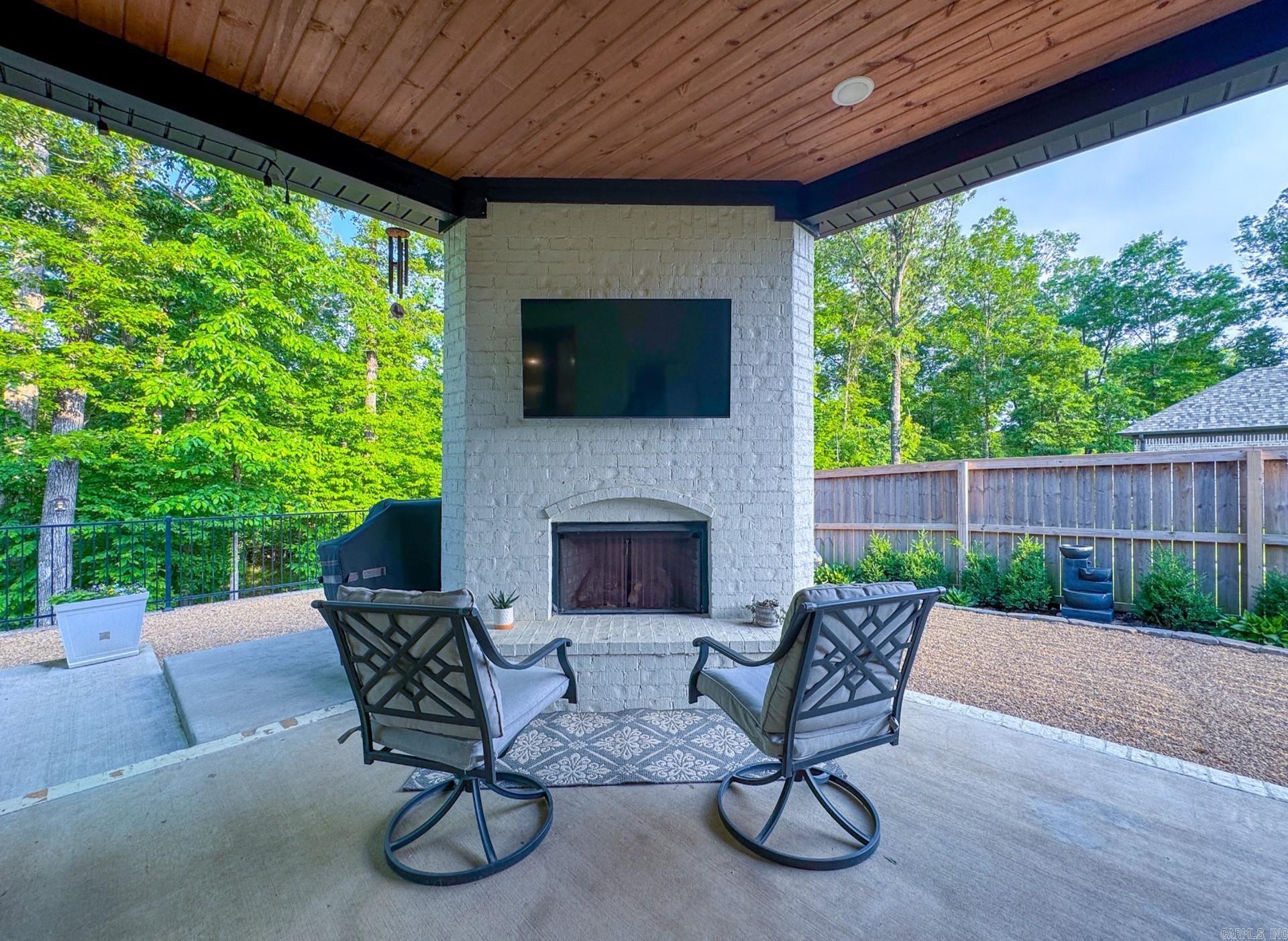 816 Nature  Benton, AR