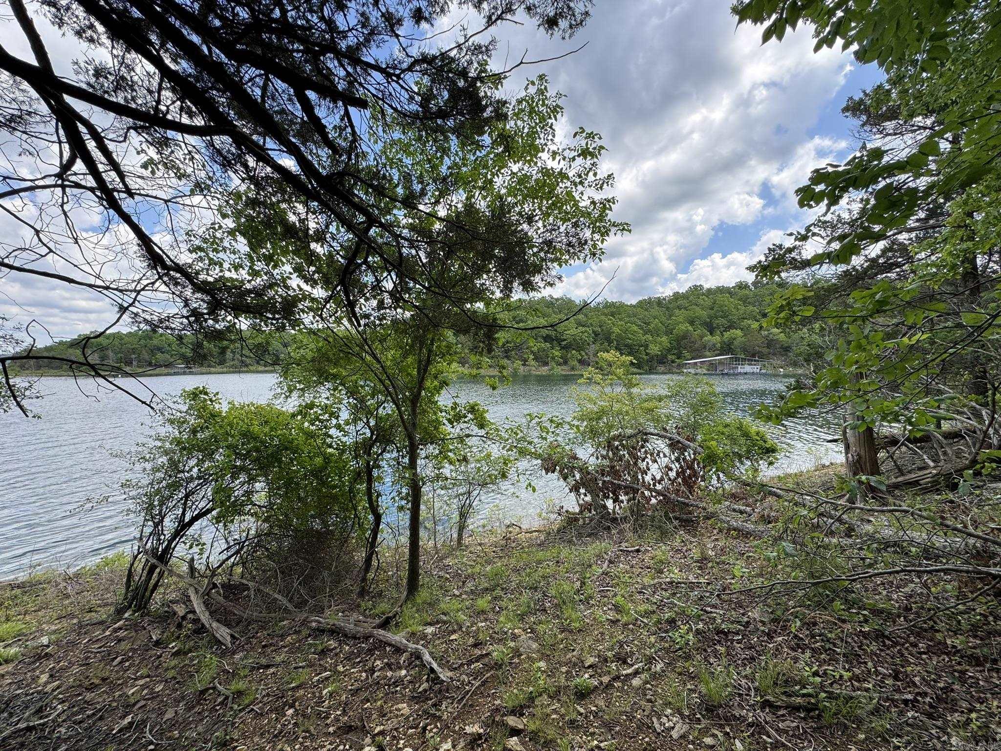 120 Pinehurst  Bull Shoals, AR