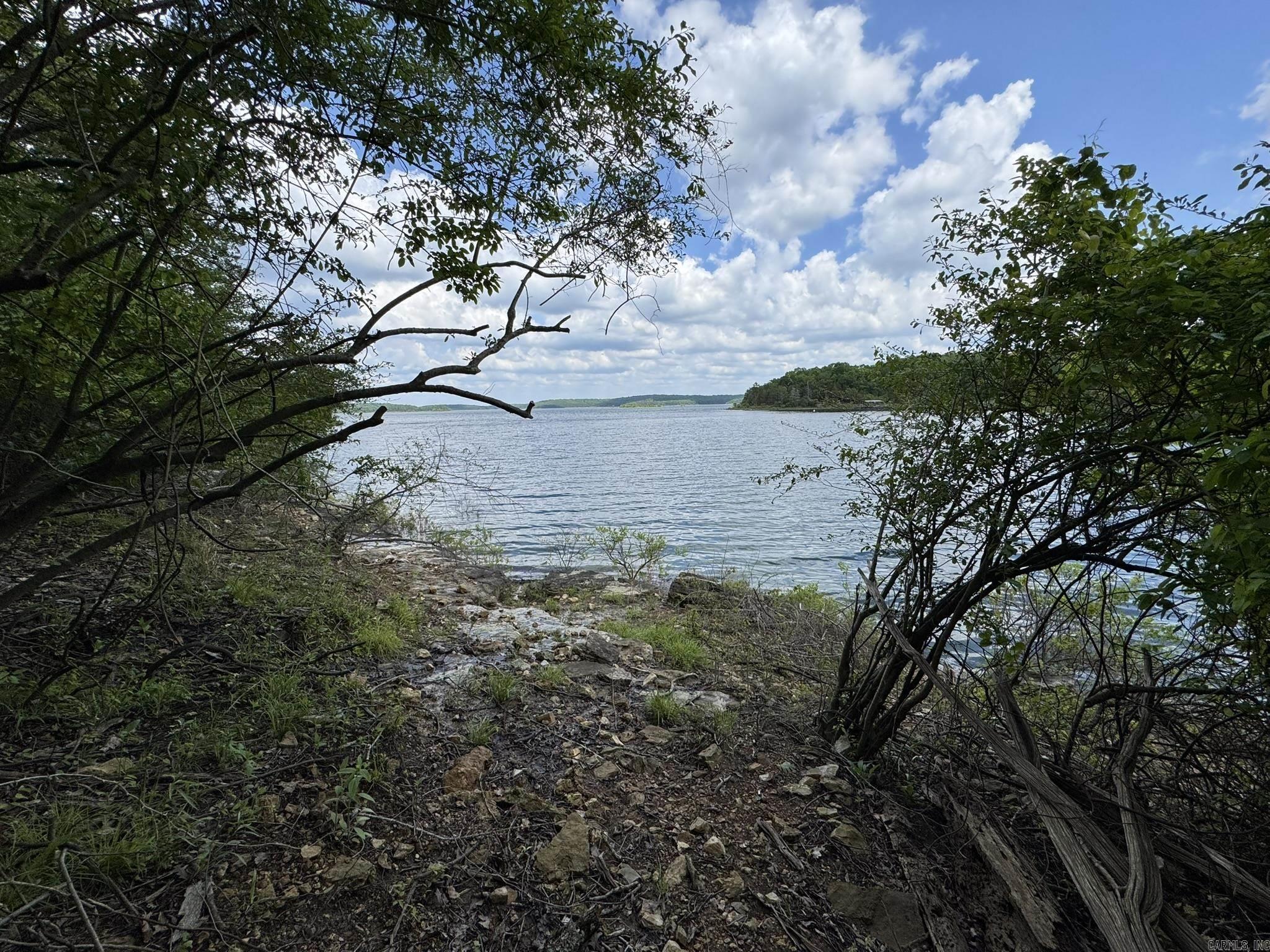 120 Pinehurst  Bull Shoals, AR