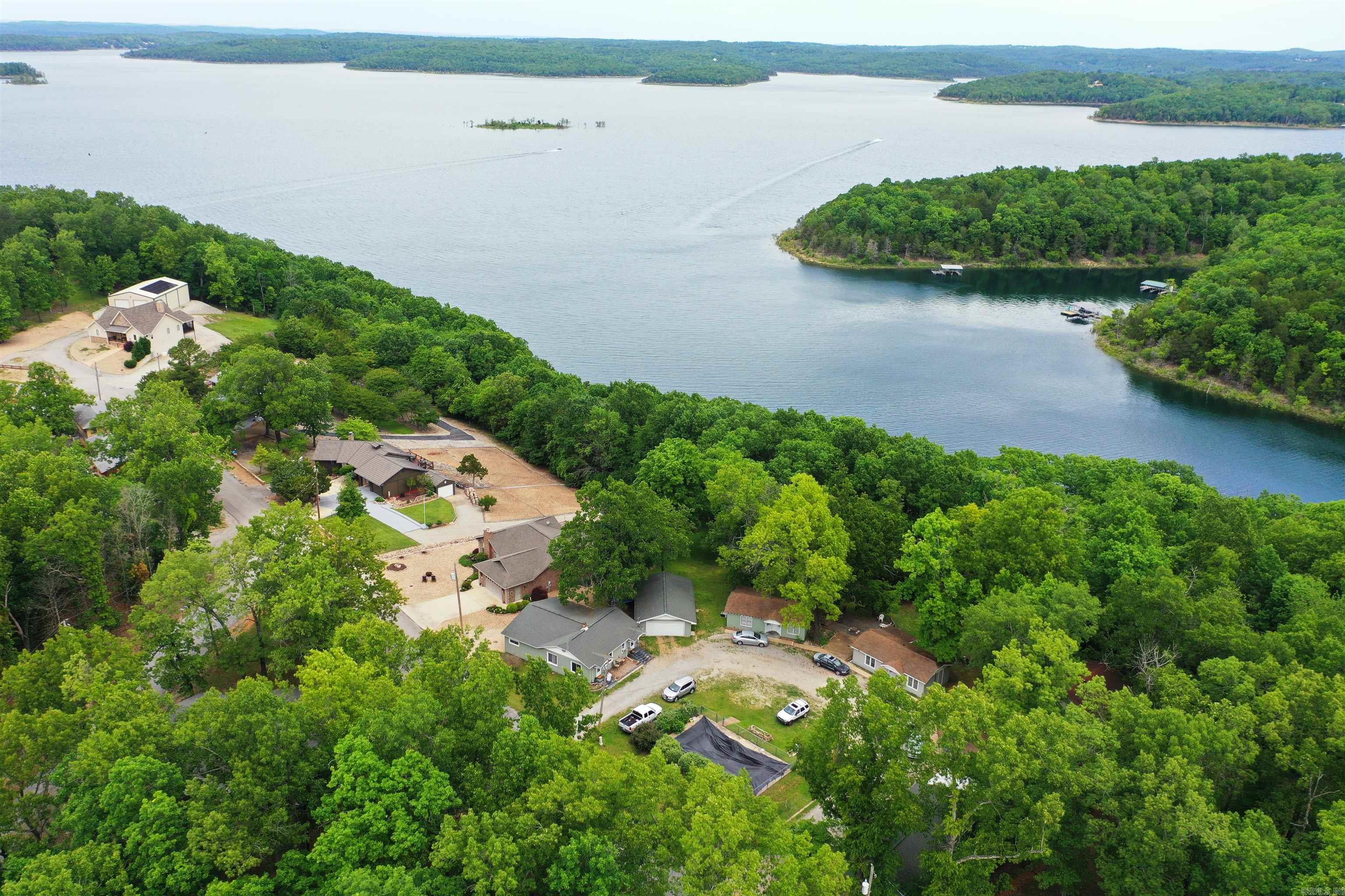 120 Pinehurst  Bull Shoals, AR