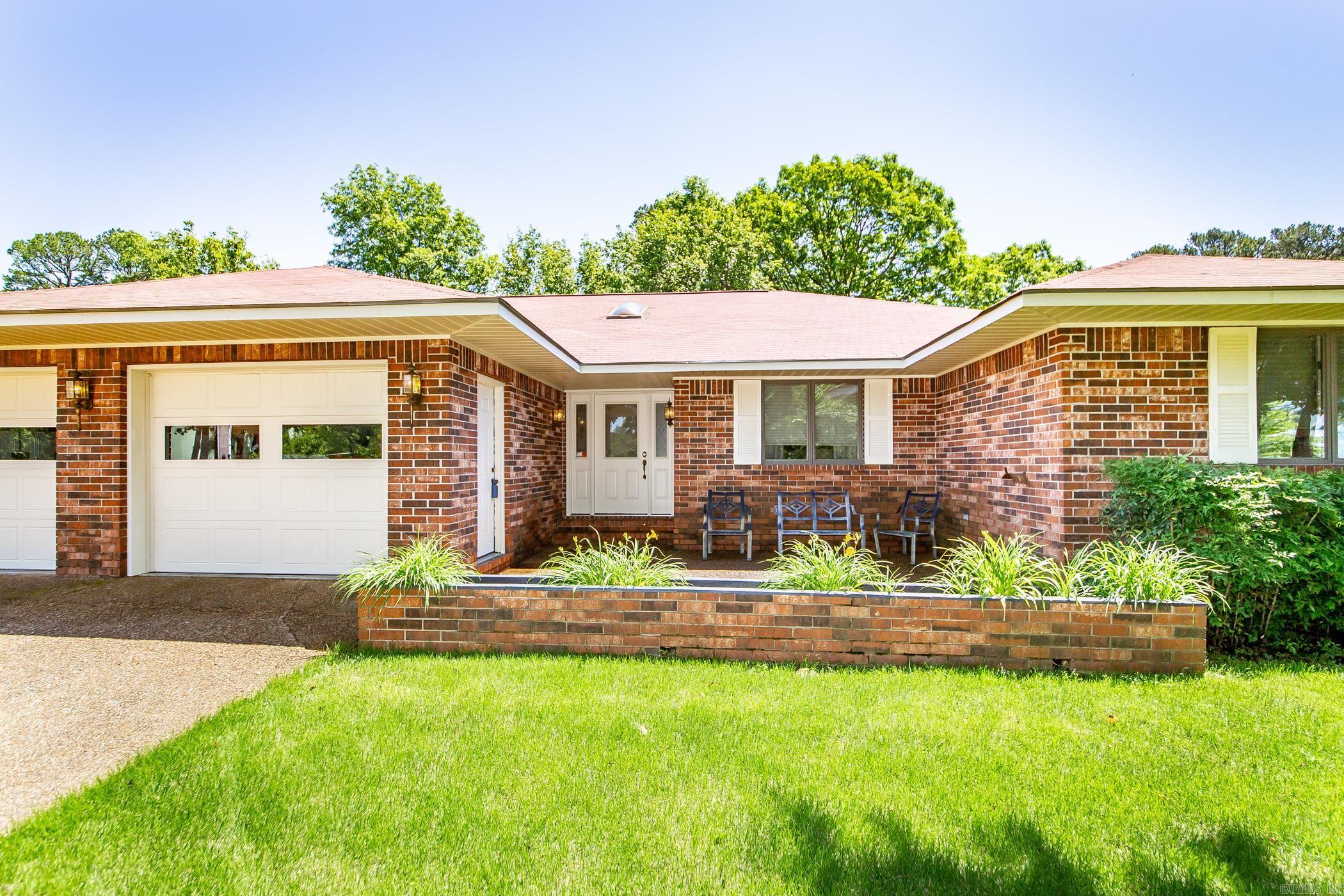 305 Snead Drive Fairfield Bay, AR 72088