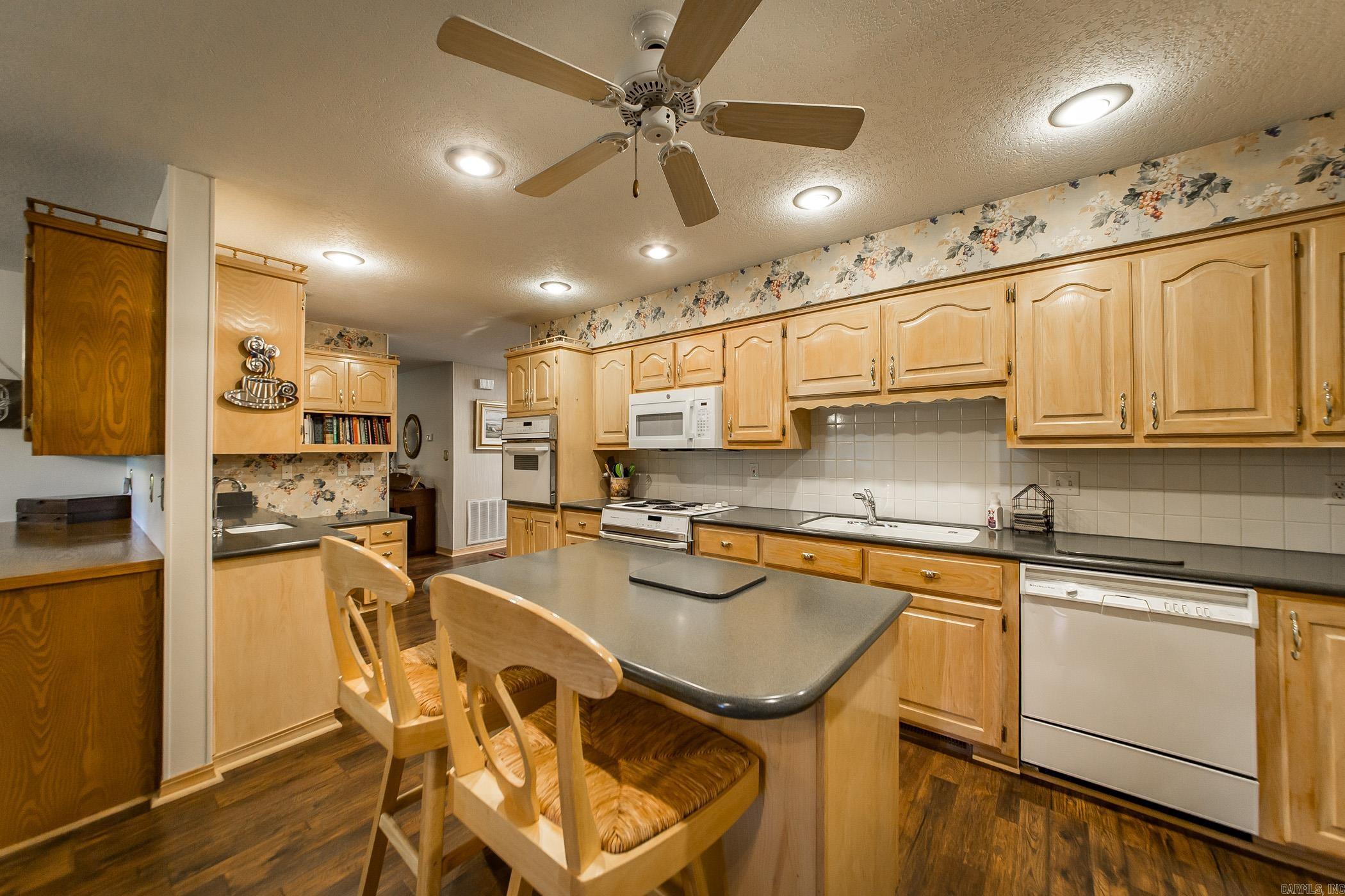 305 Snead Drive Fairfield Bay, AR 72088