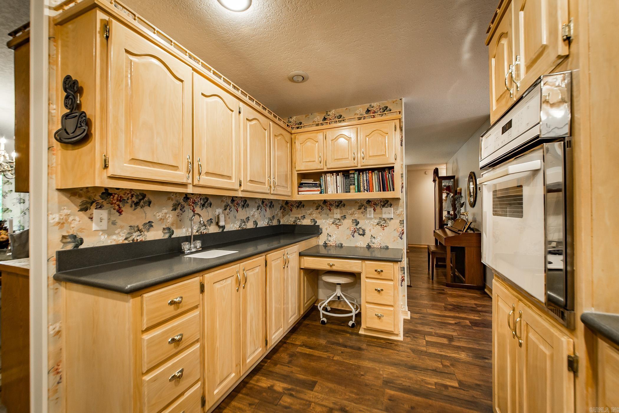 305 Snead Drive Fairfield Bay, AR 72088