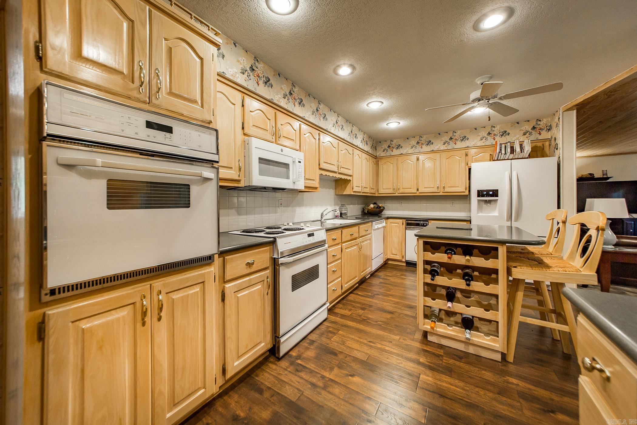 305 Snead Drive Fairfield Bay, AR 72088