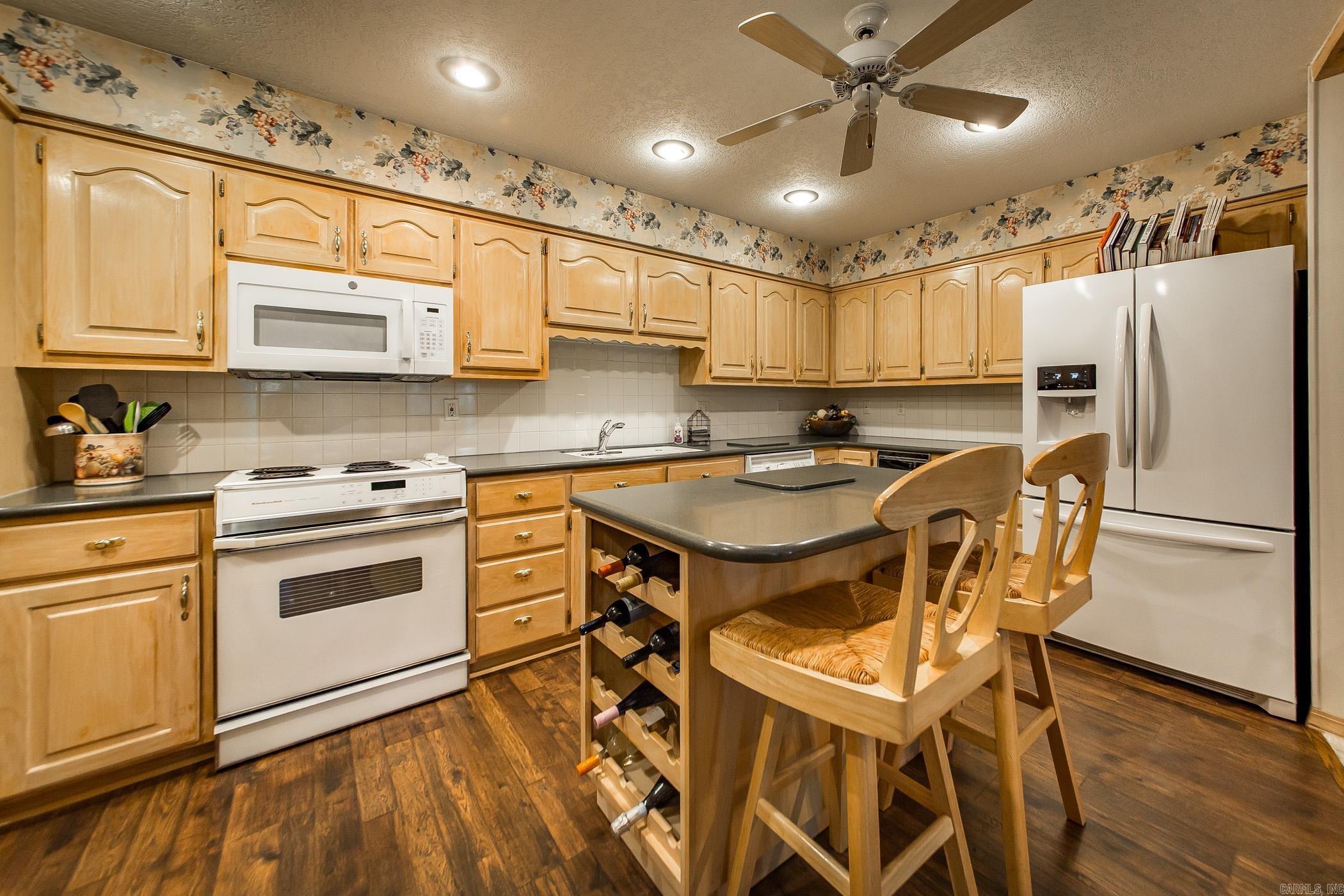 305 Snead Drive Fairfield Bay, AR 72088