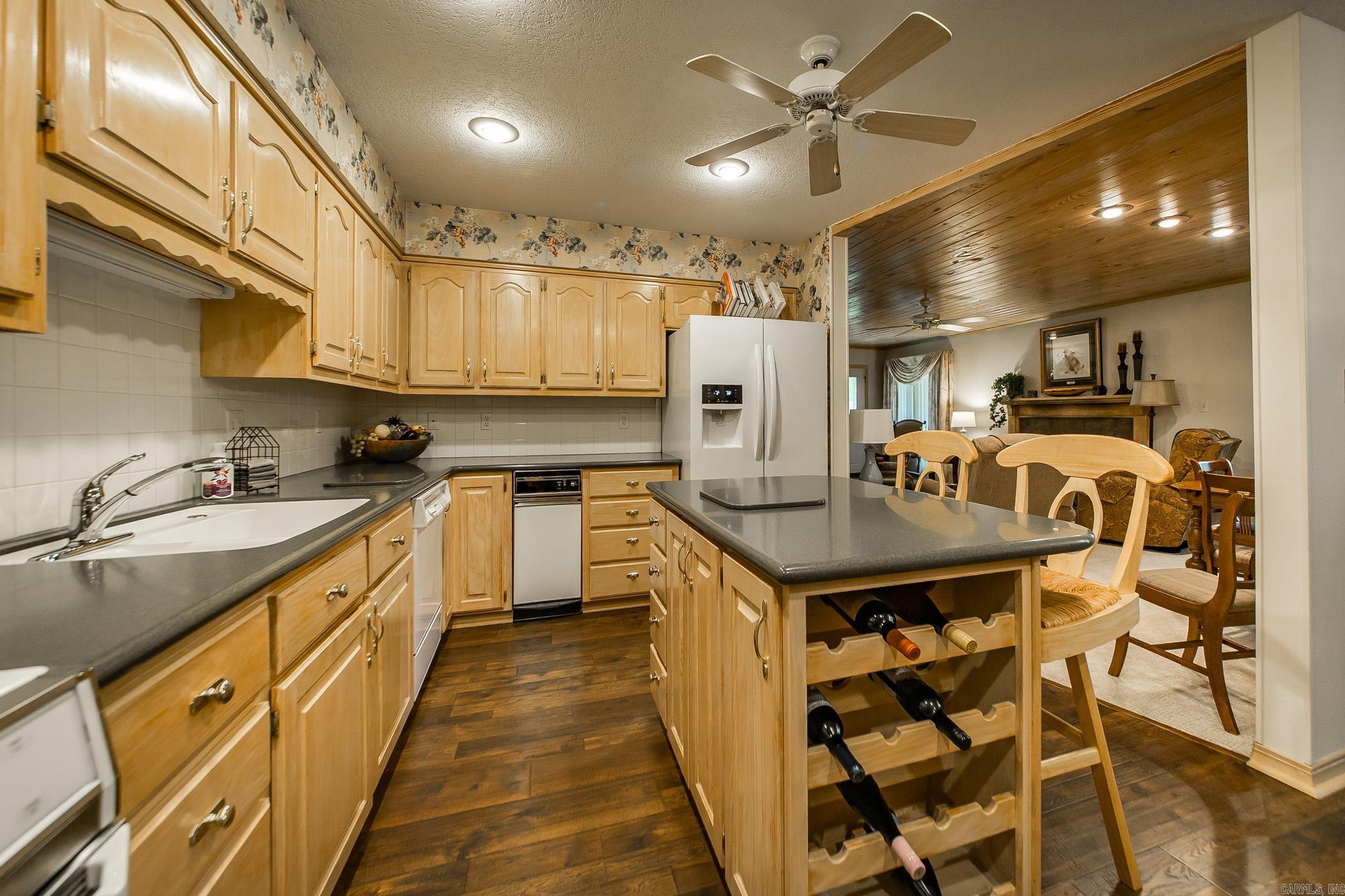 305 Snead Drive Fairfield Bay, AR 72088