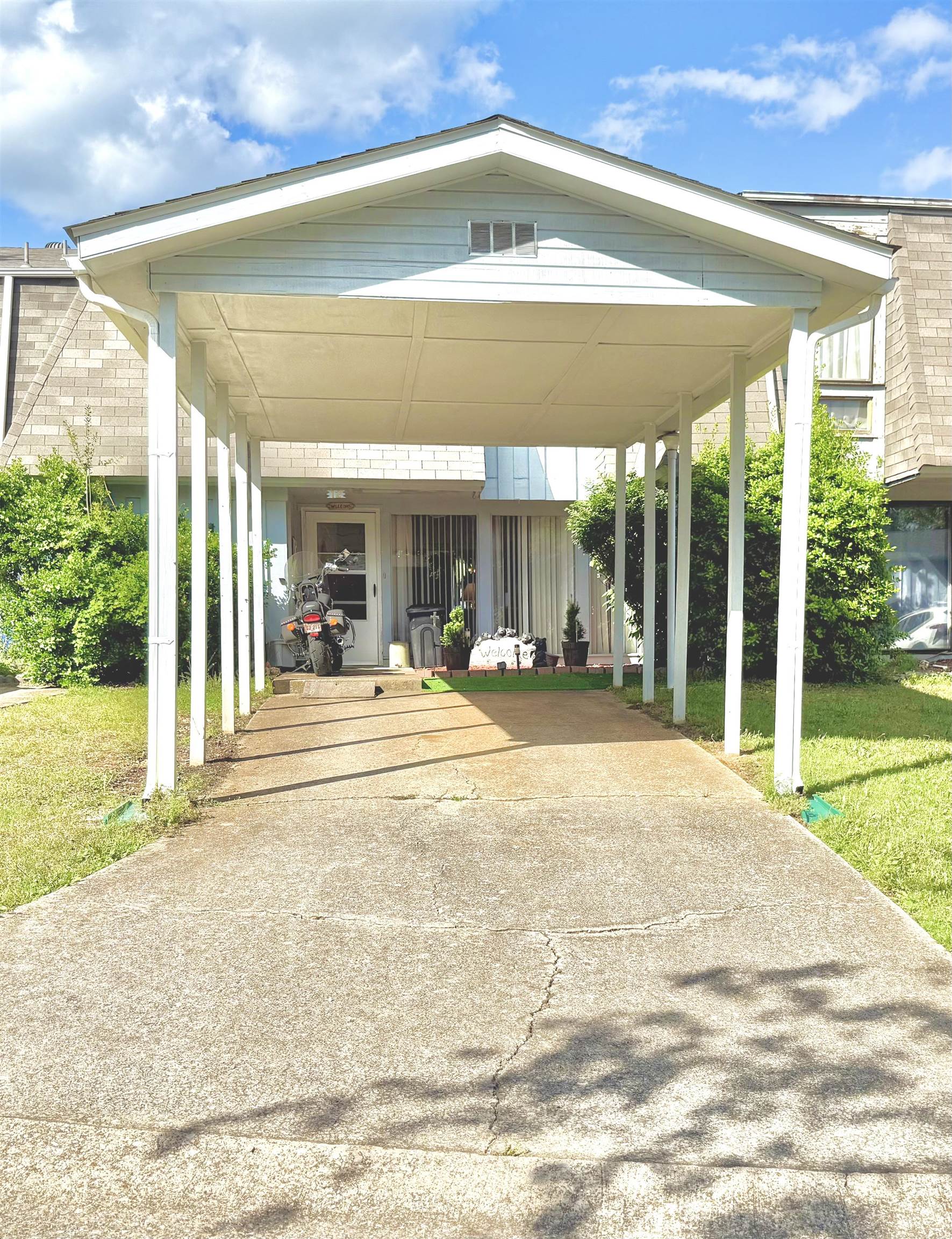 12 Annette Rd Cherokee Village, AR 72529