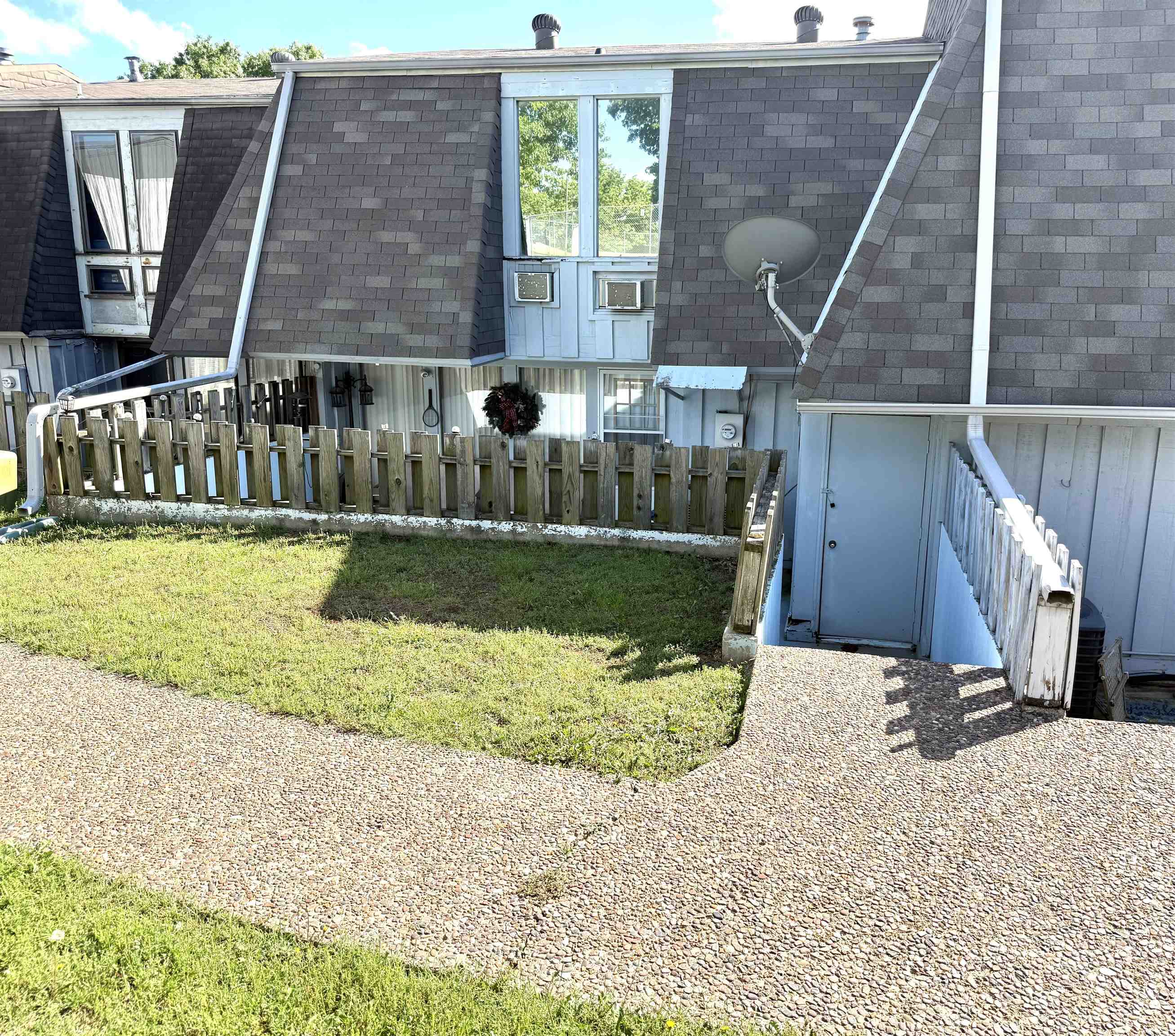 12 Annette Rd Cherokee Village, AR 72529