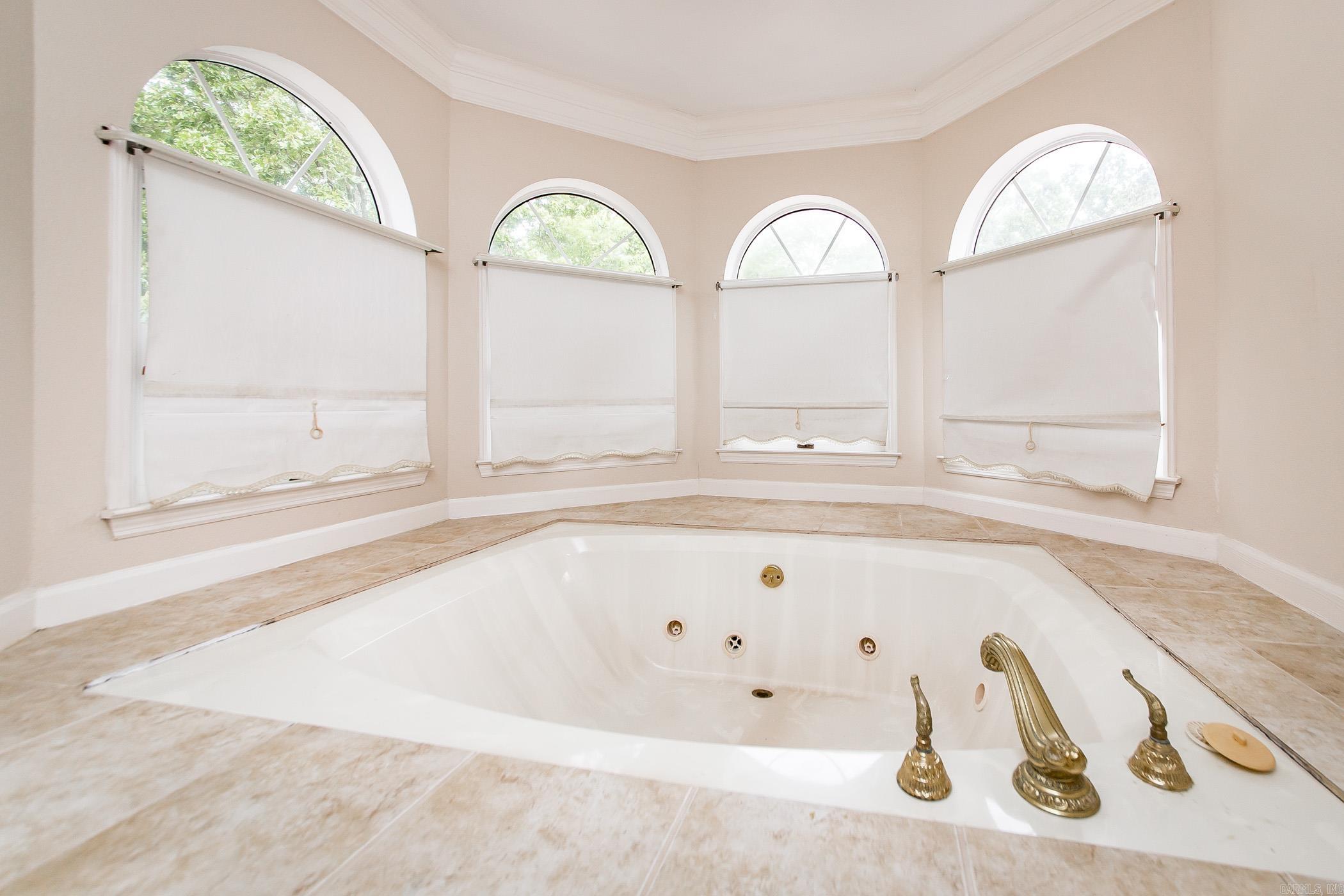 5401 North Hills  North Little Rock, AR