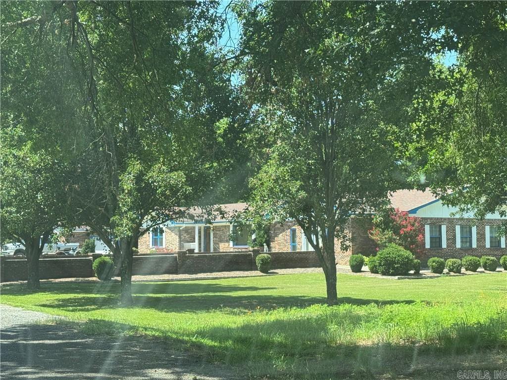 175 County Road 2733 London, AR 72847