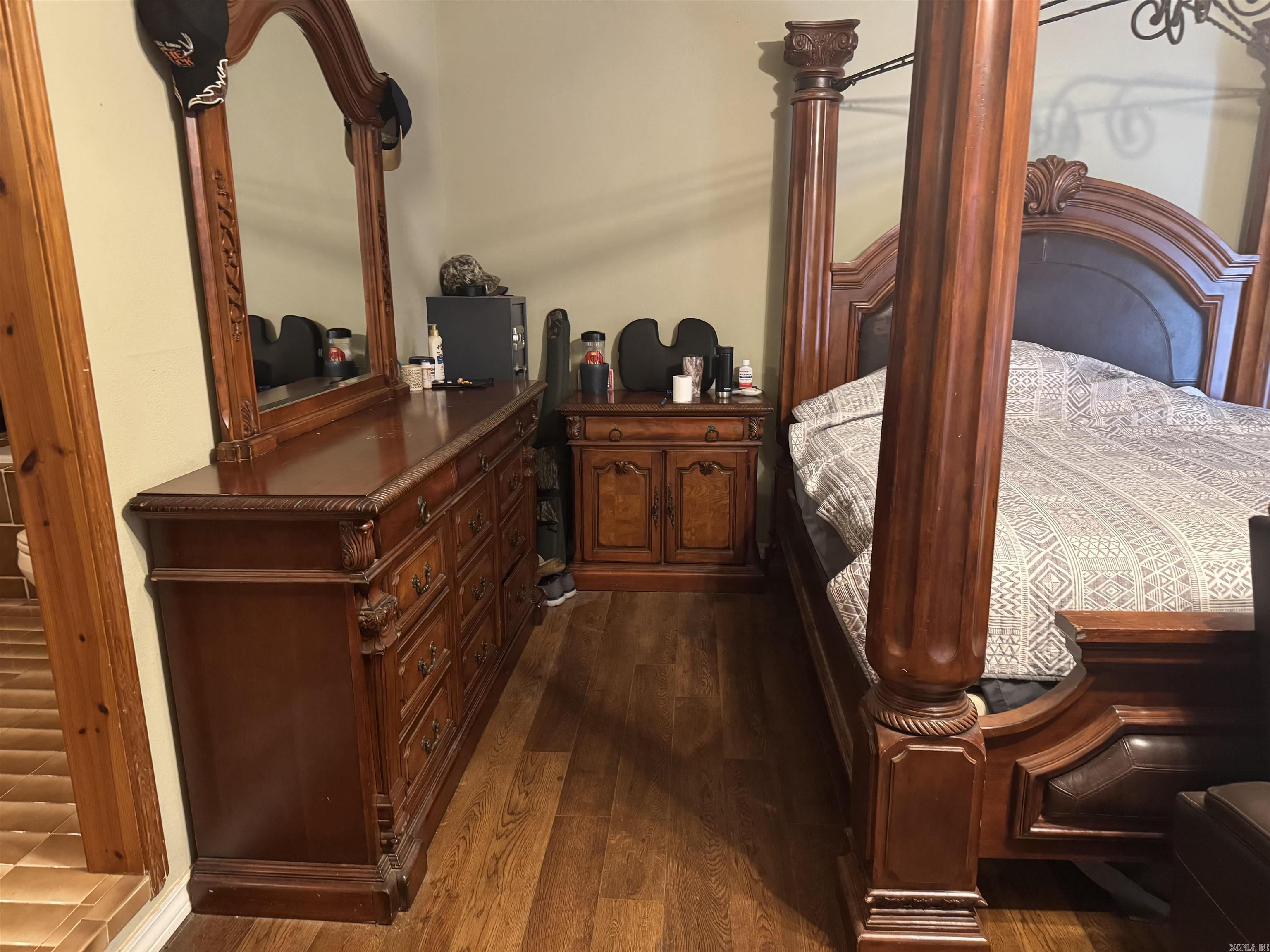 175 County Road 2733 London, AR 72847