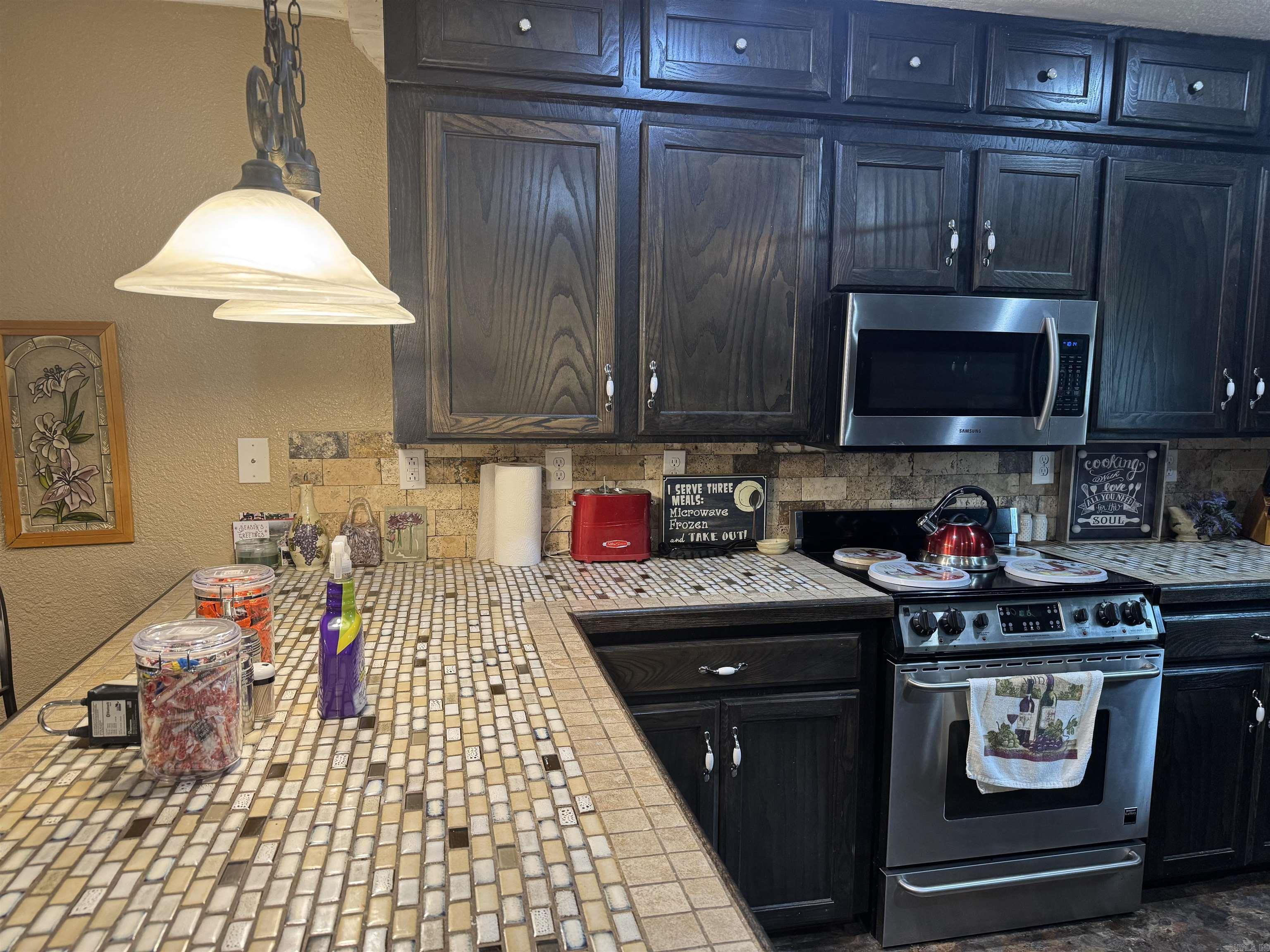 175 County Road 2733 London, AR 72847