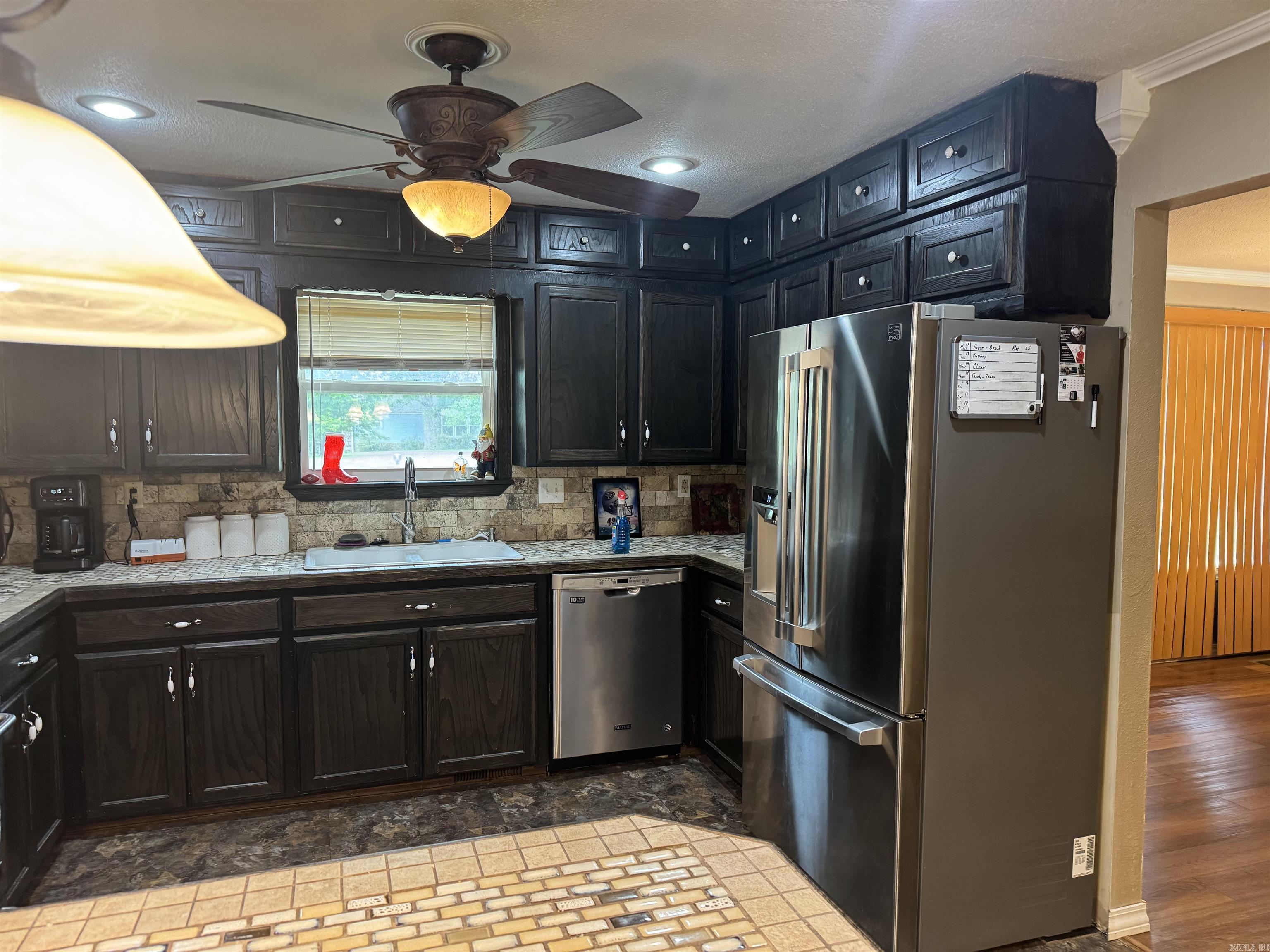 175 County Road 2733 London, AR 72847