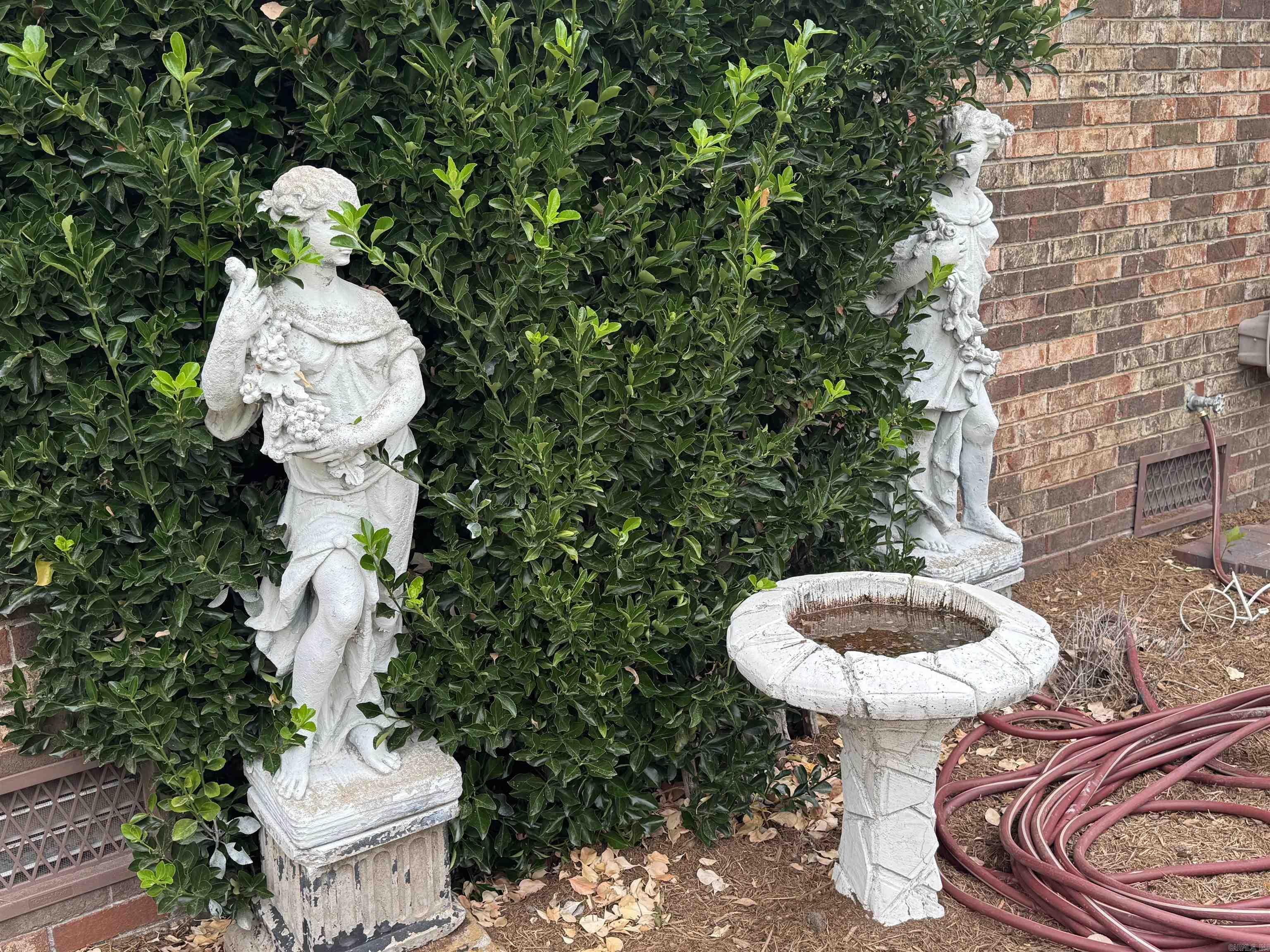 175 County Road 2733 London, AR 72847