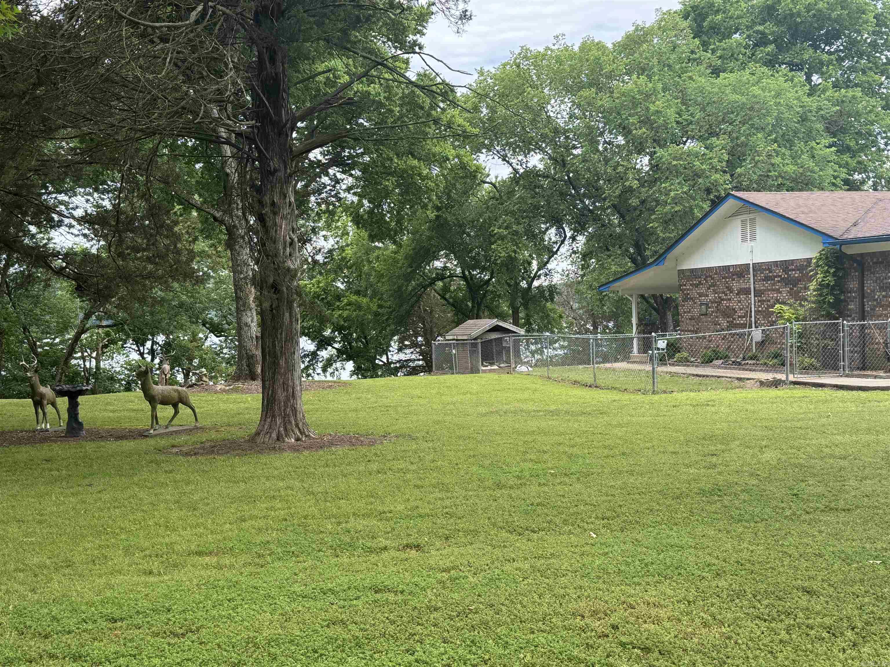 175 County Road 2733 London, AR 72847