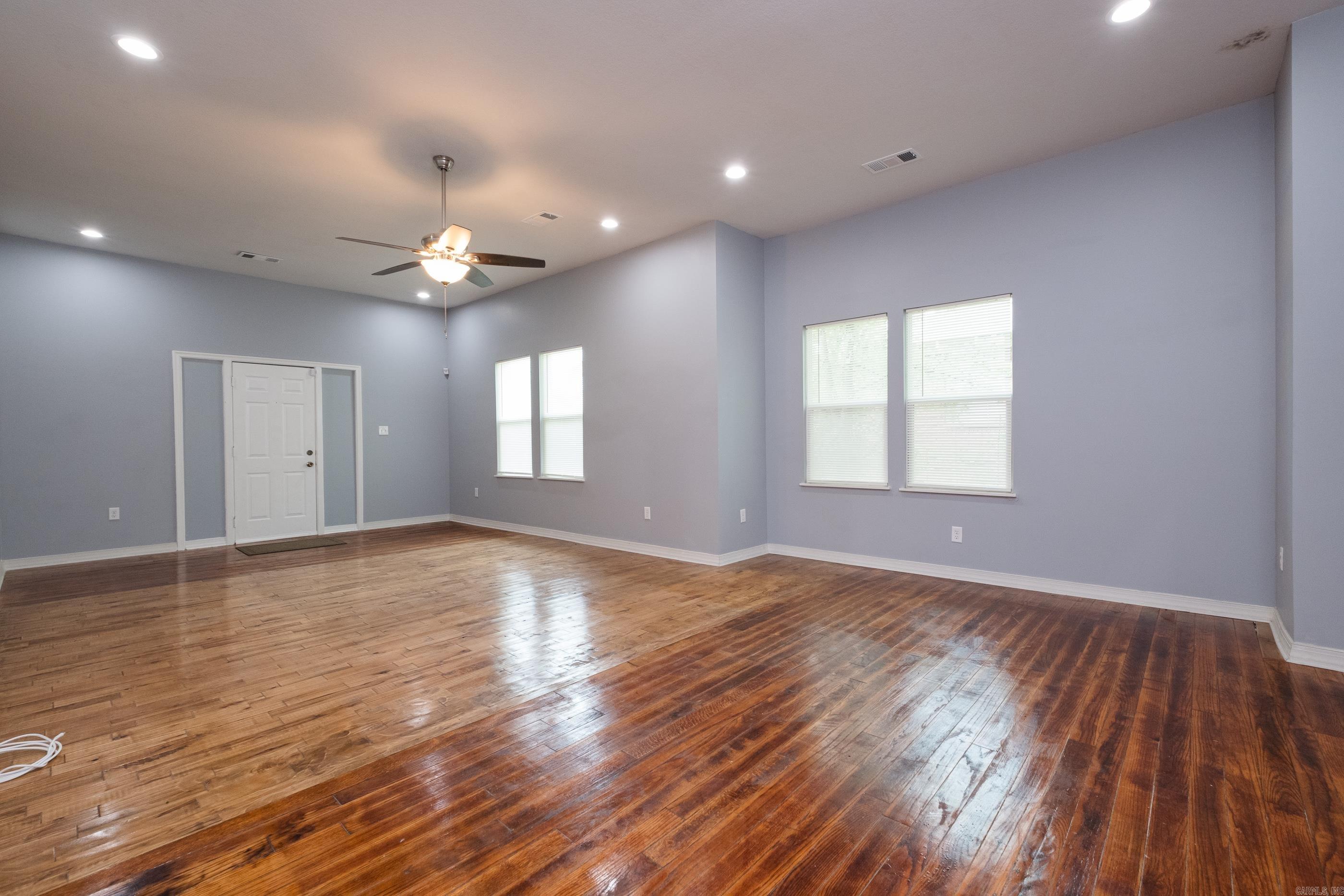 1407 Hanger  Little Rock, AR