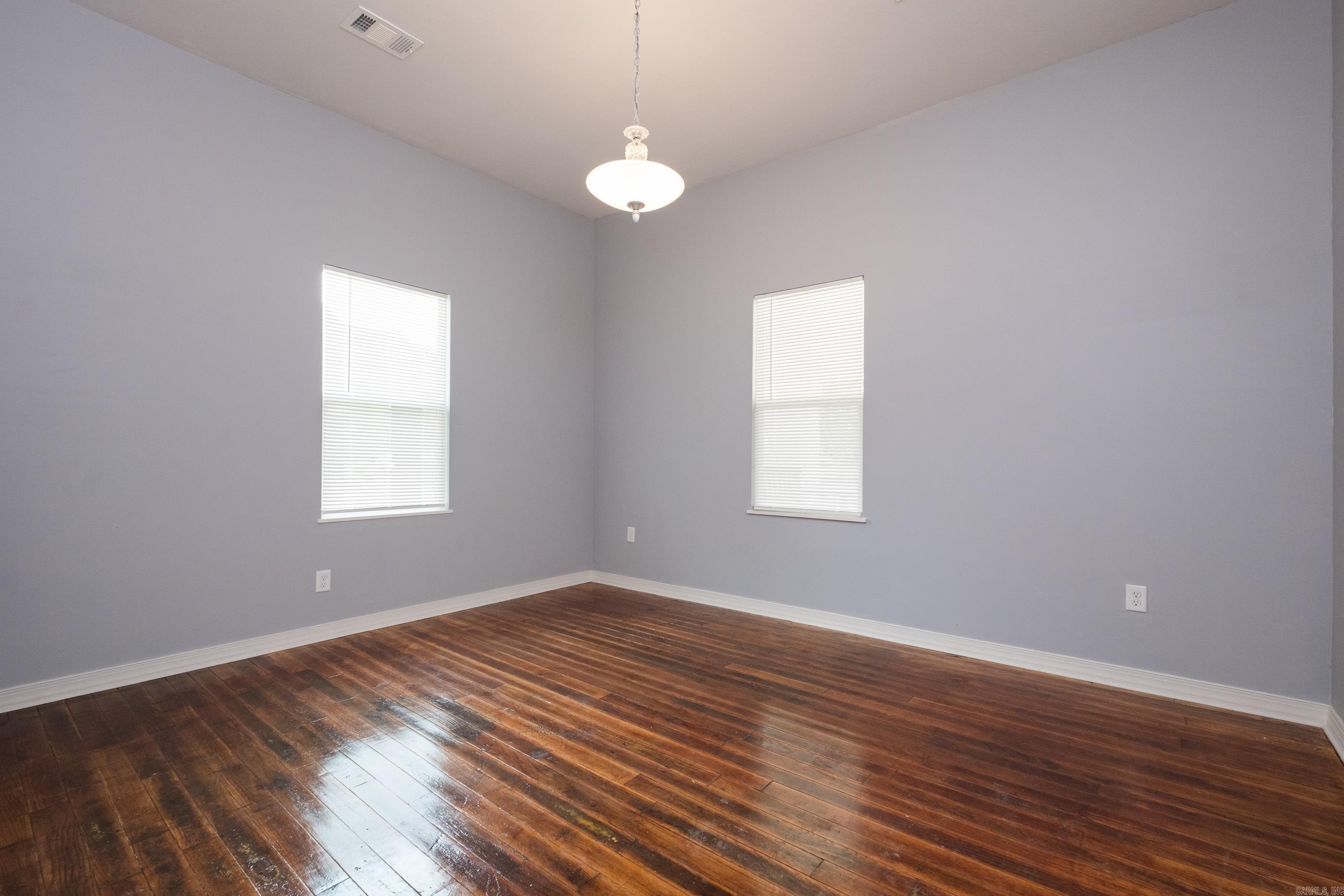 1407 Hanger  Little Rock, AR