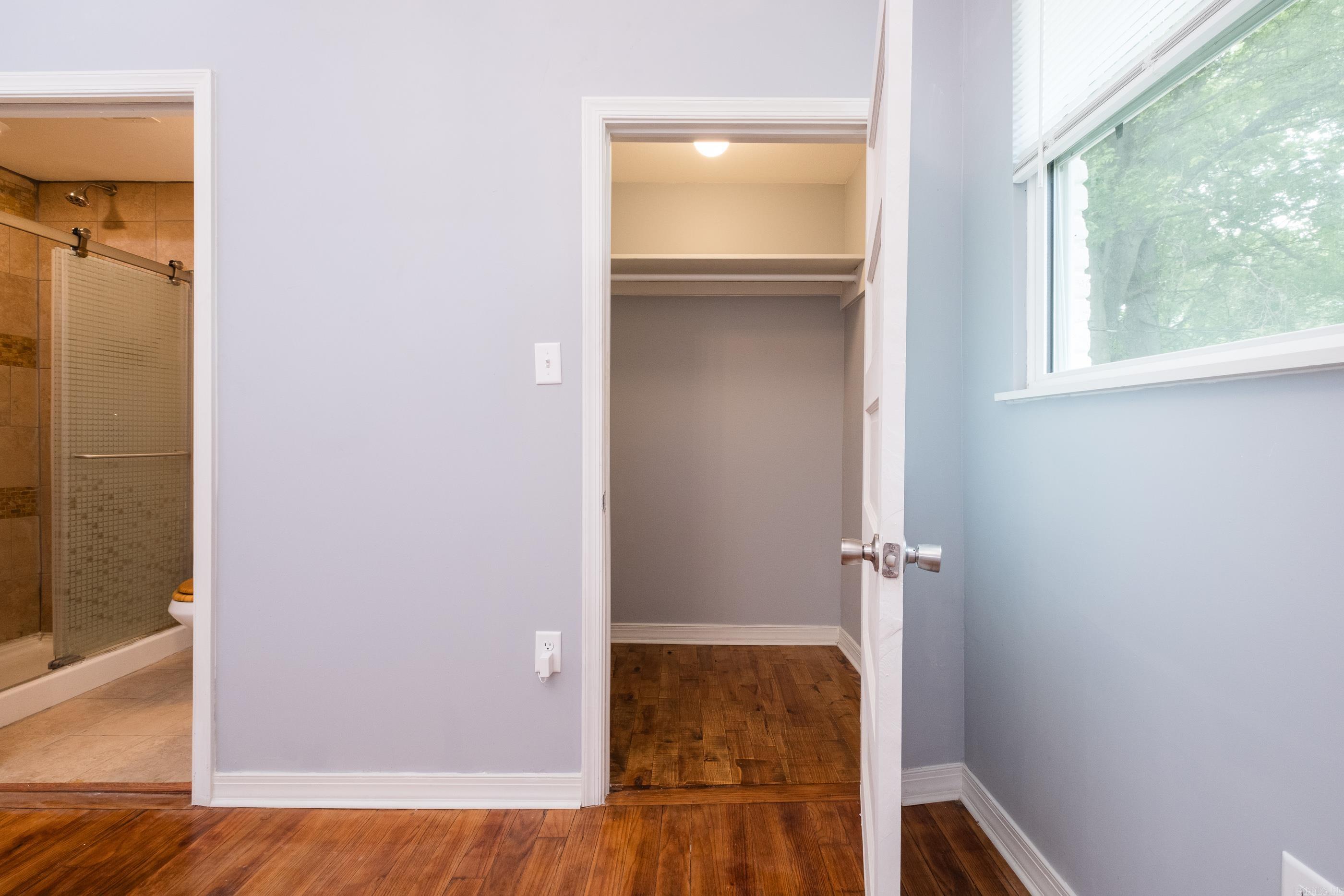 1407 Hanger  Little Rock, AR