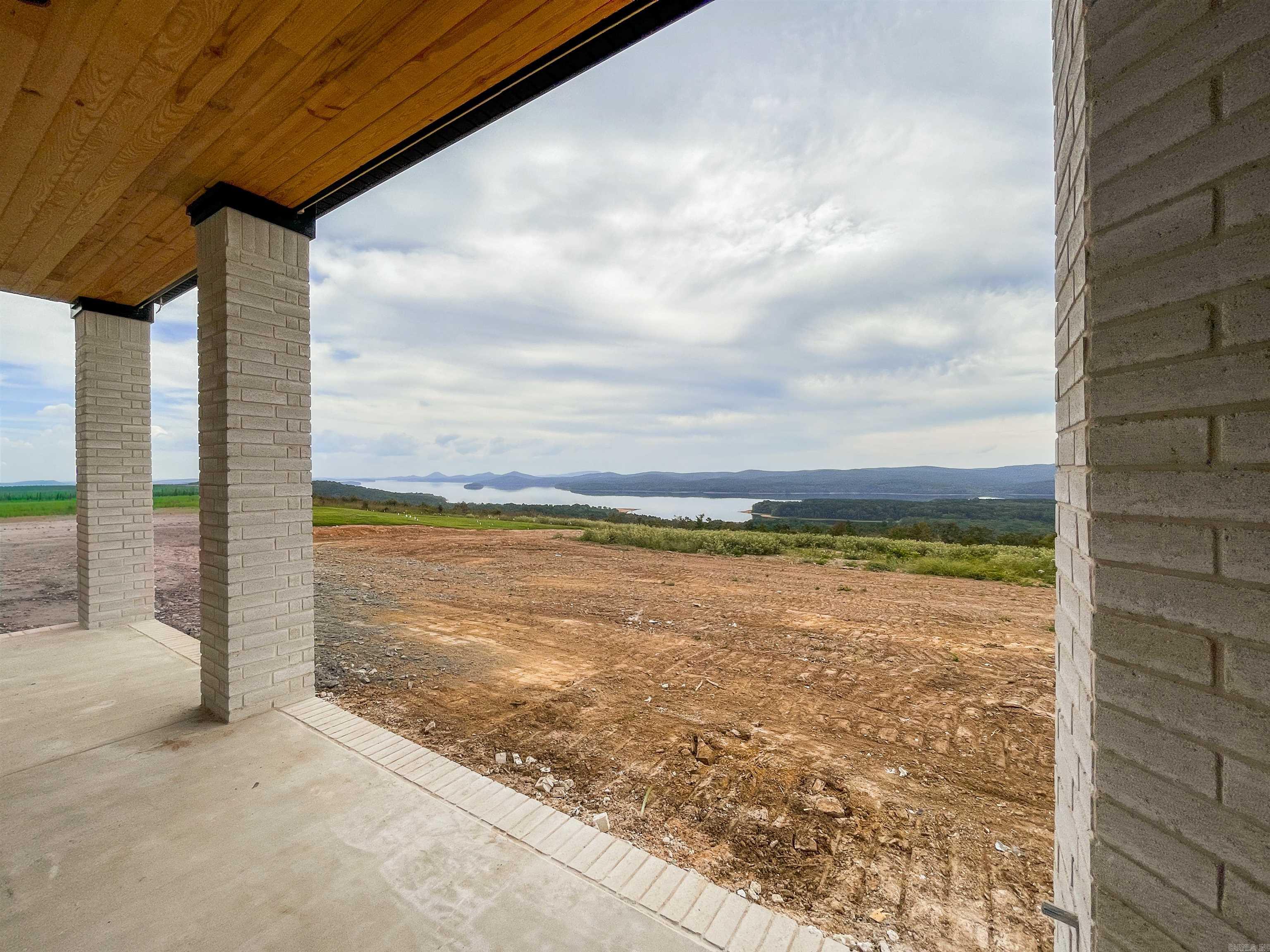 33613 Lakeview West Way Roland, AR 72135