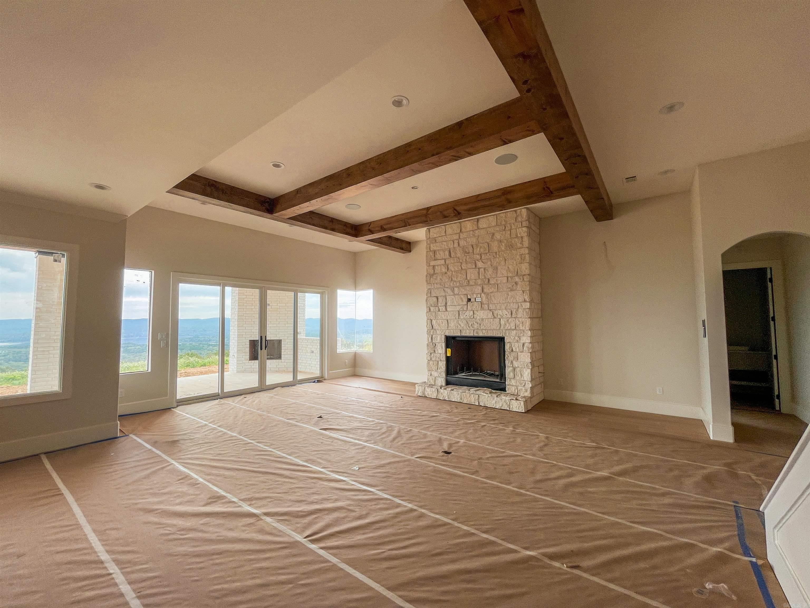 33613 Lakeview West Way Roland, AR 72135