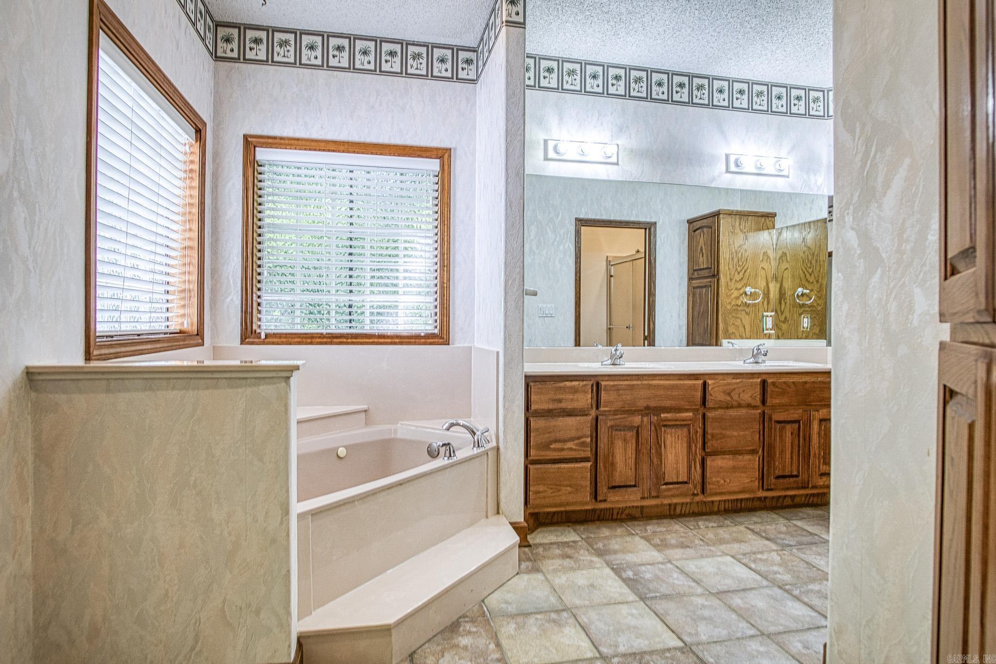 16 Zutano Lane  Hot Springs Village, AR