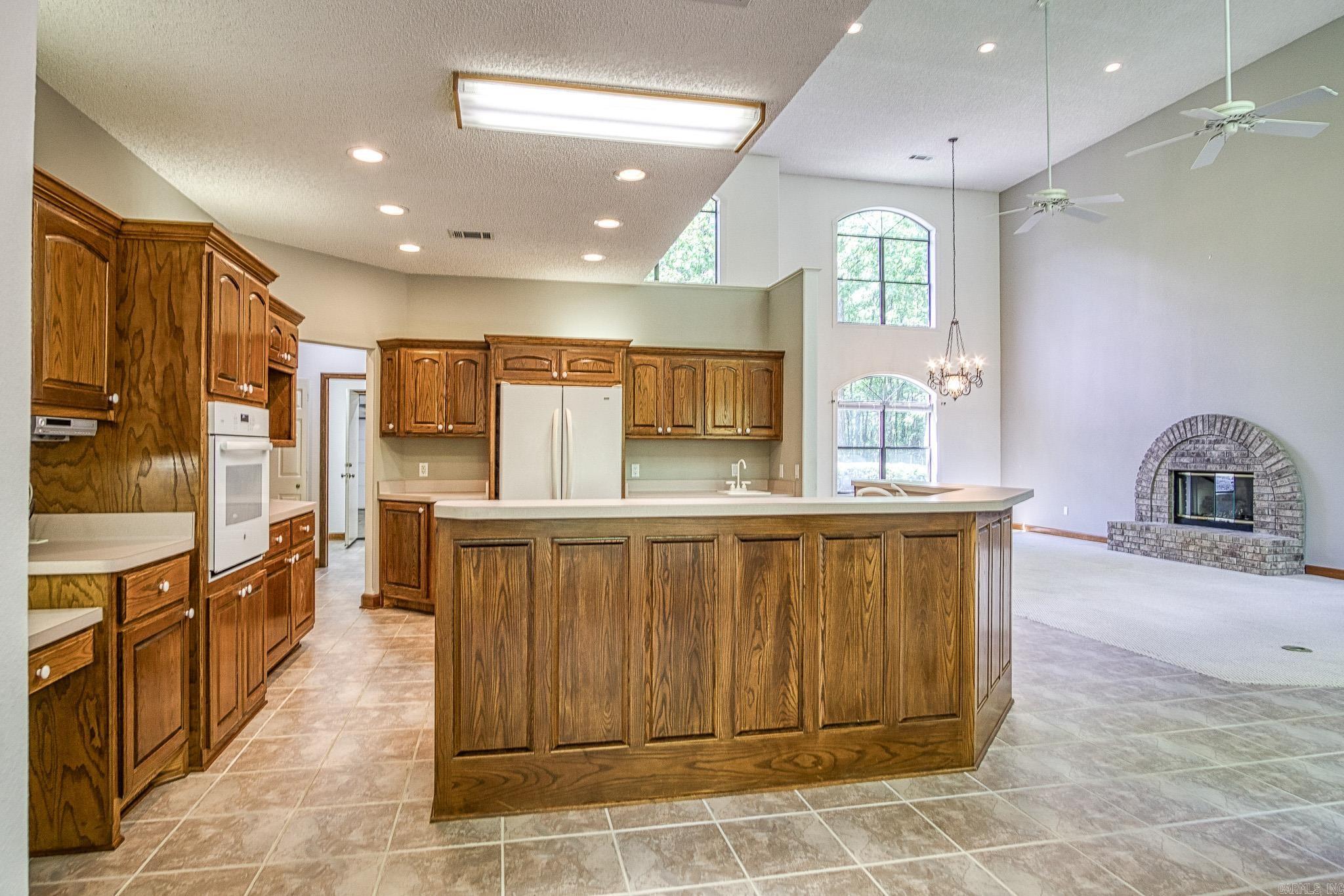 16 Zutano Lane  Hot Springs Village, AR