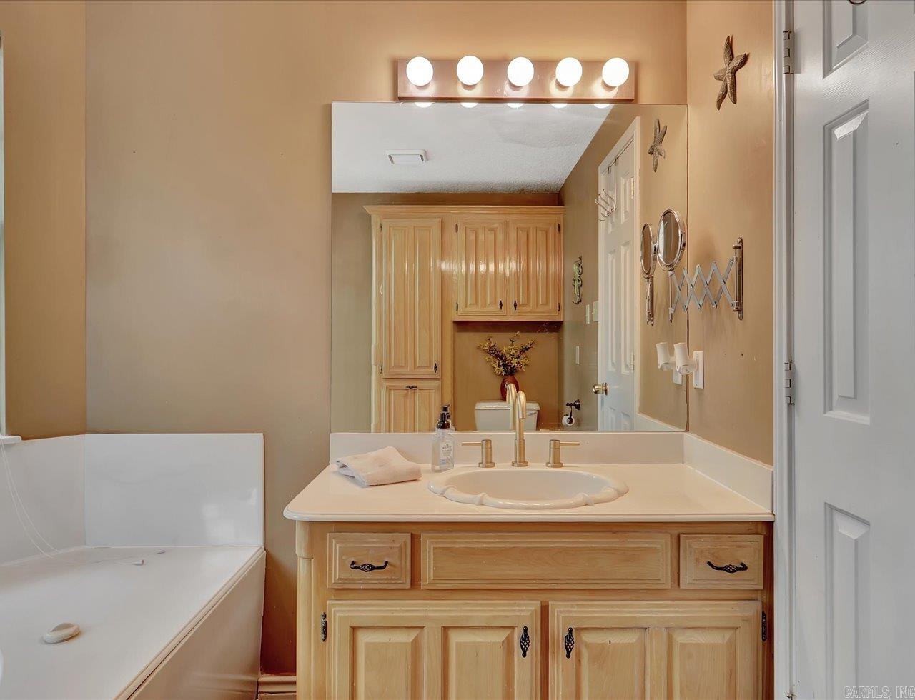 301 Kleinshore Rd Hot Springs, AR 71913