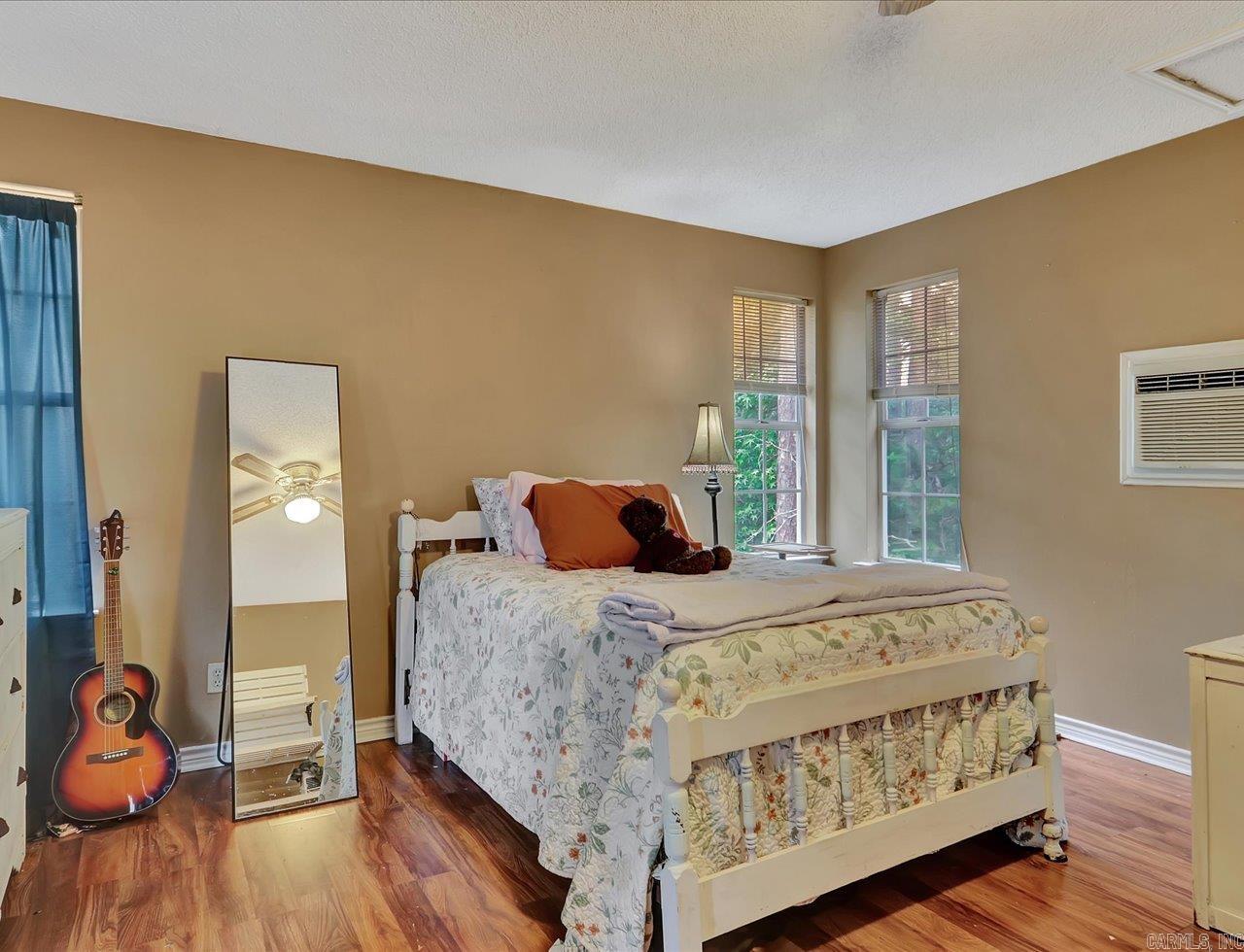 301 Kleinshore Rd Hot Springs, AR 71913