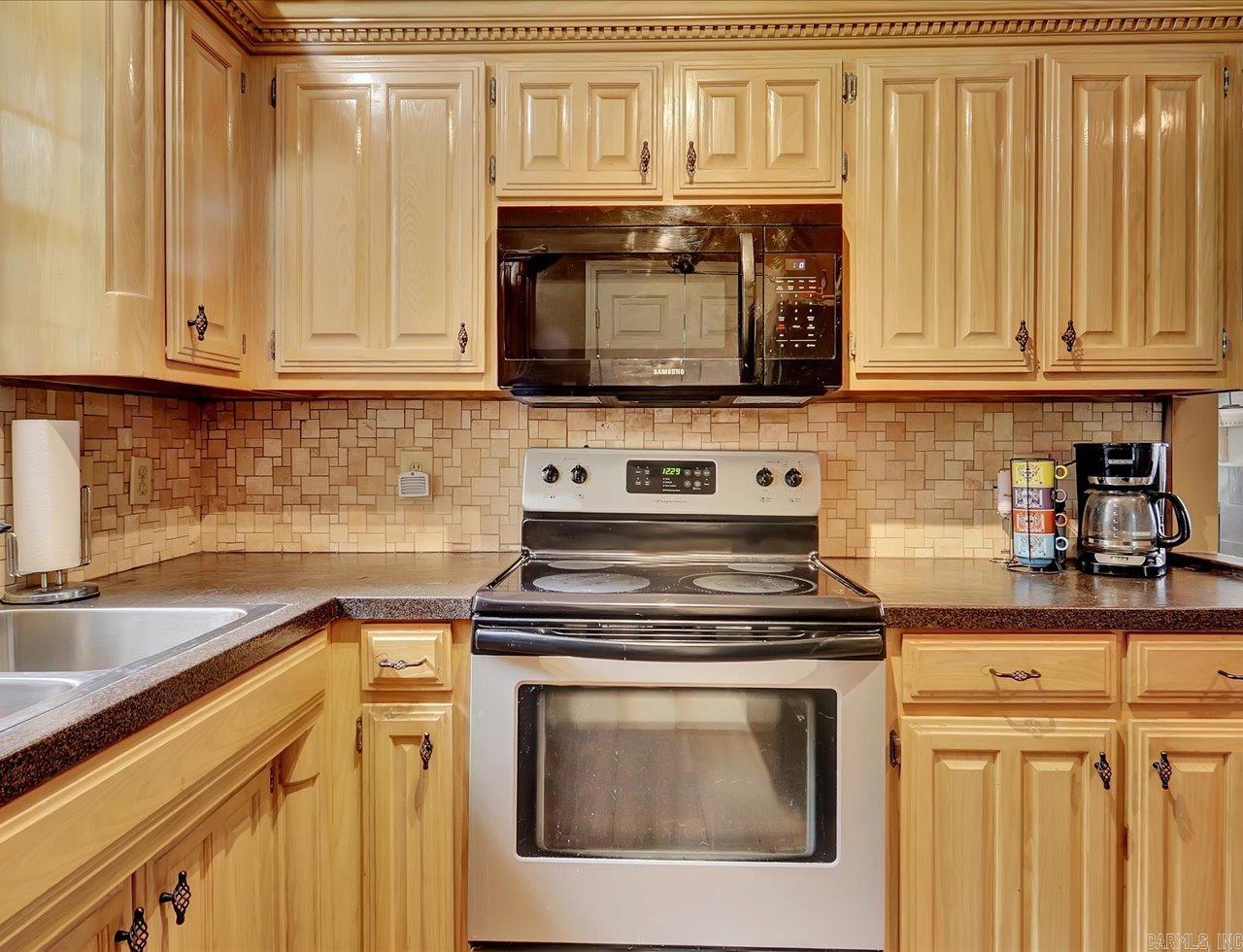 301 Kleinshore Rd Hot Springs, AR 71913