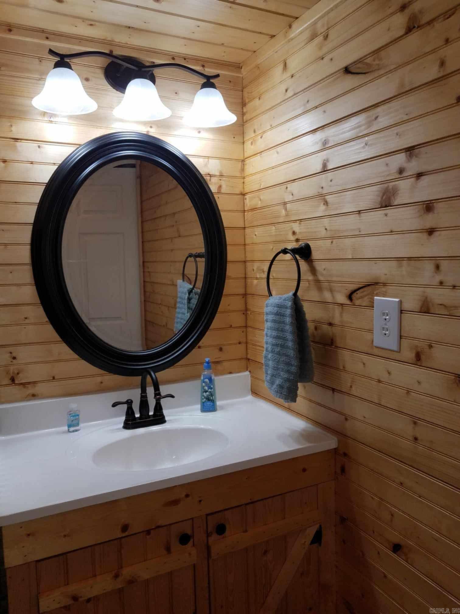 3227 Red Bluff  Marshall, AR