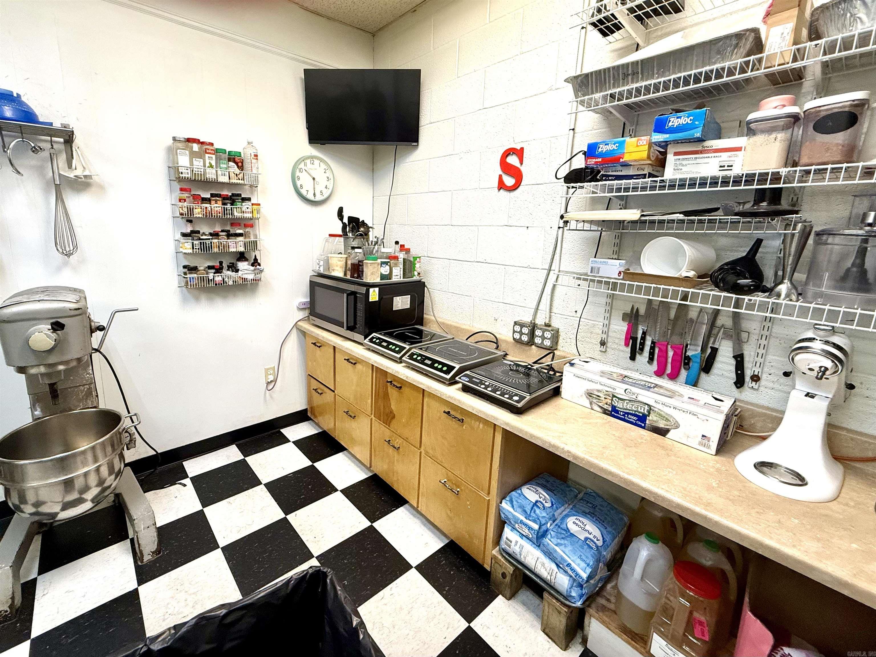 311 N Spruce  Searcy, AR