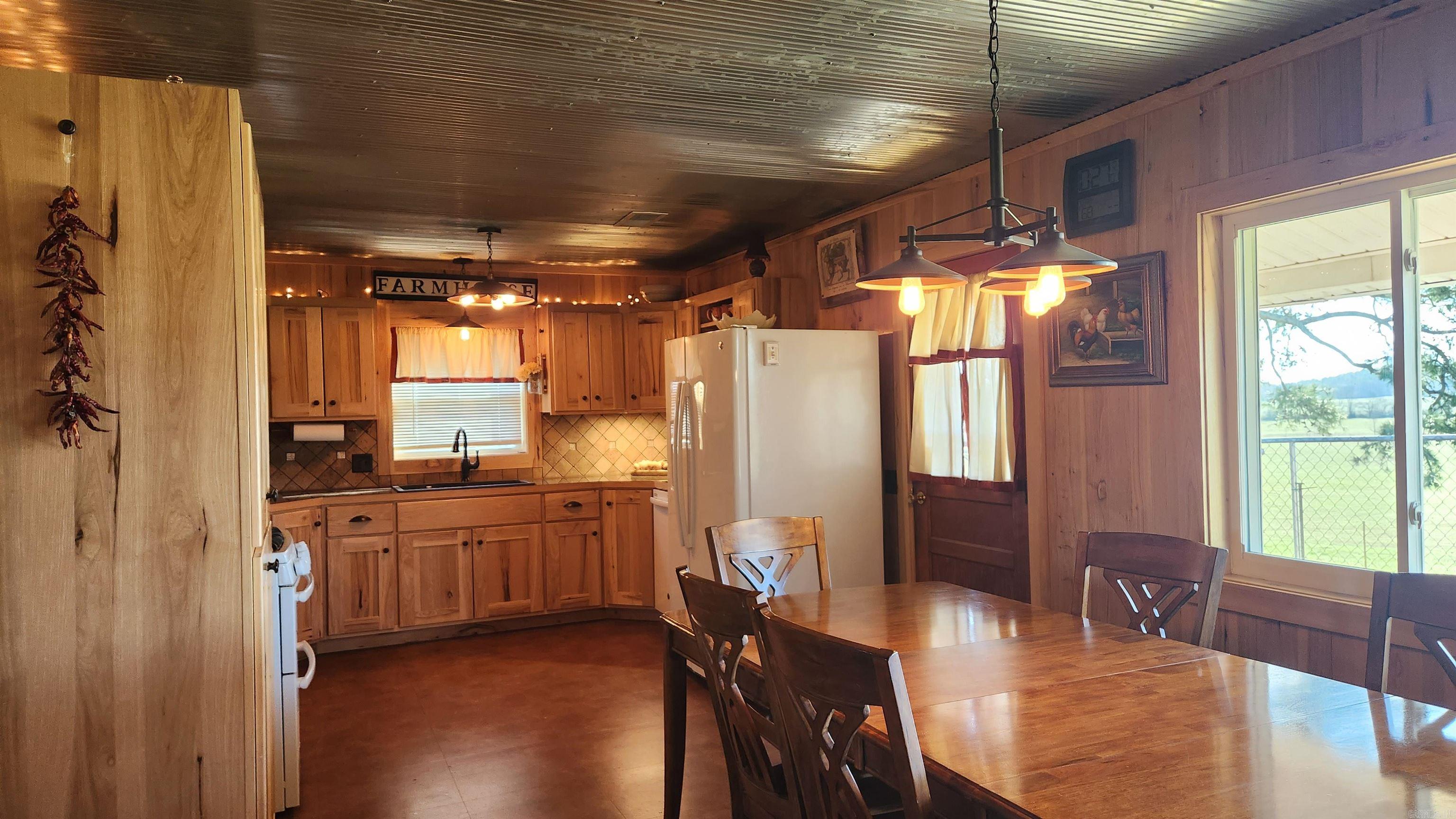 1007 Murphy Rd  Norman, AR