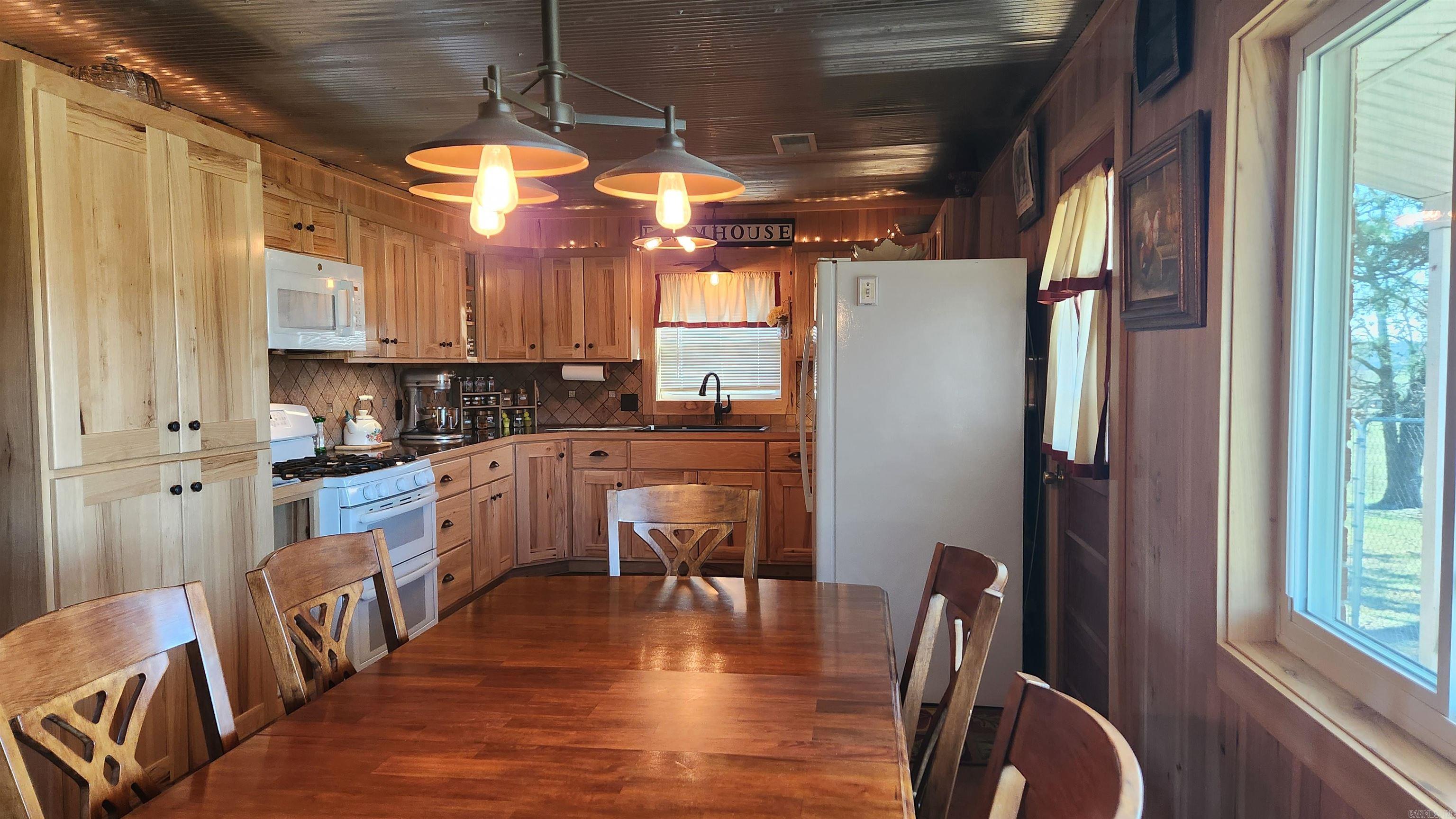 1007 Murphy Rd  Norman, AR