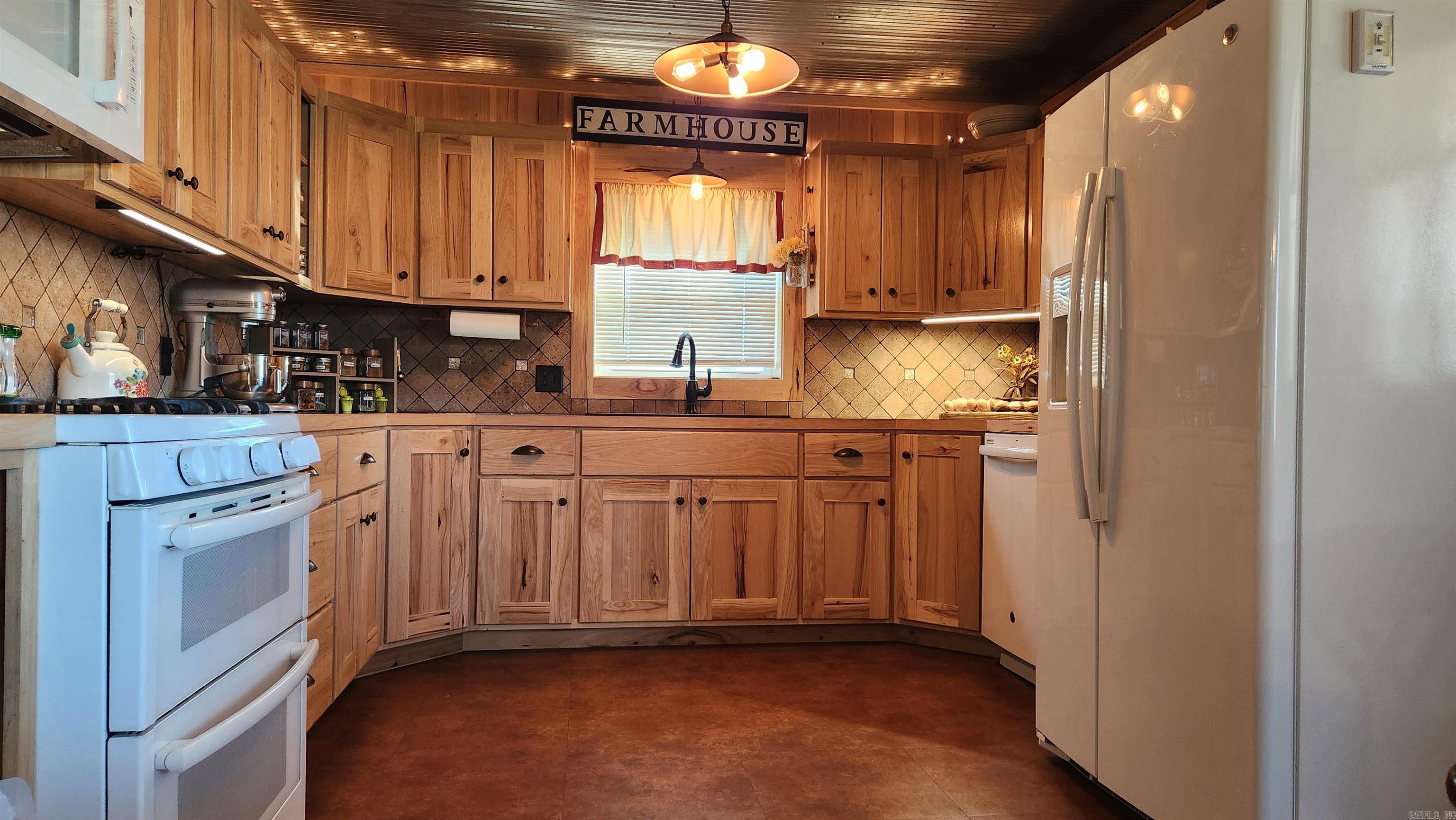 1007 Murphy Rd  Norman, AR