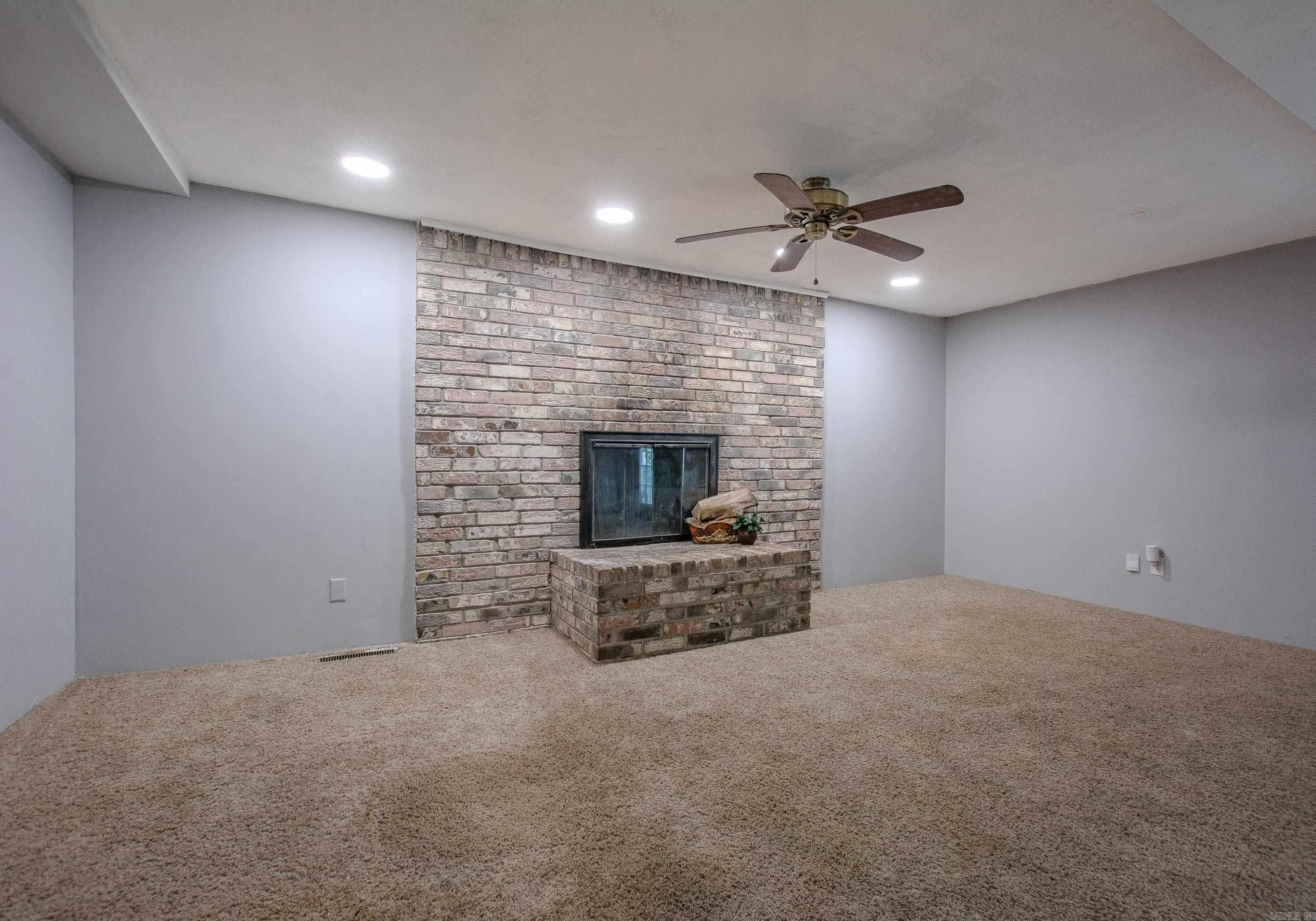 9125 WOODBINE  Sherwood, AR