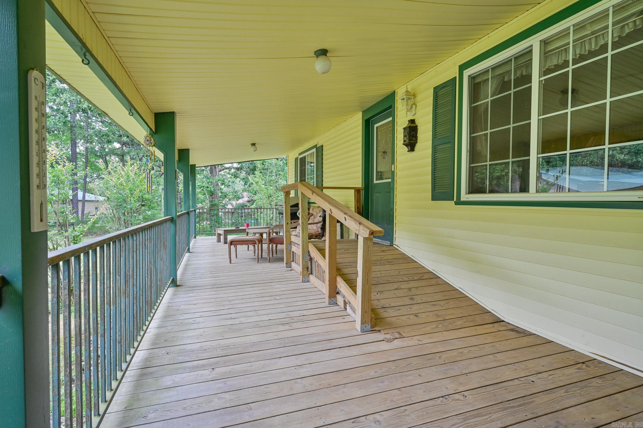 1702 Carolina Drive Mena, AR 71953